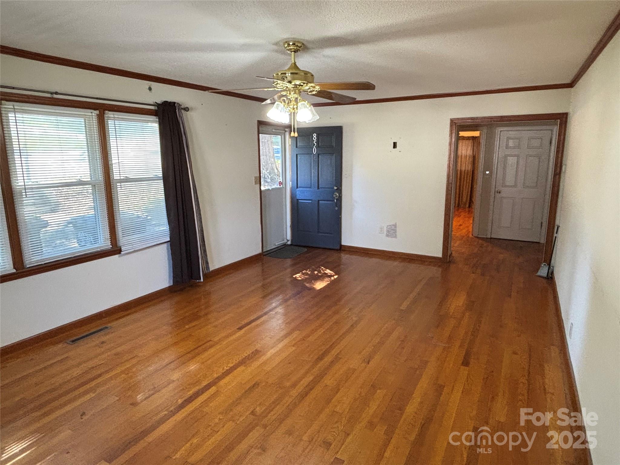 850 W Garrison Boulevard