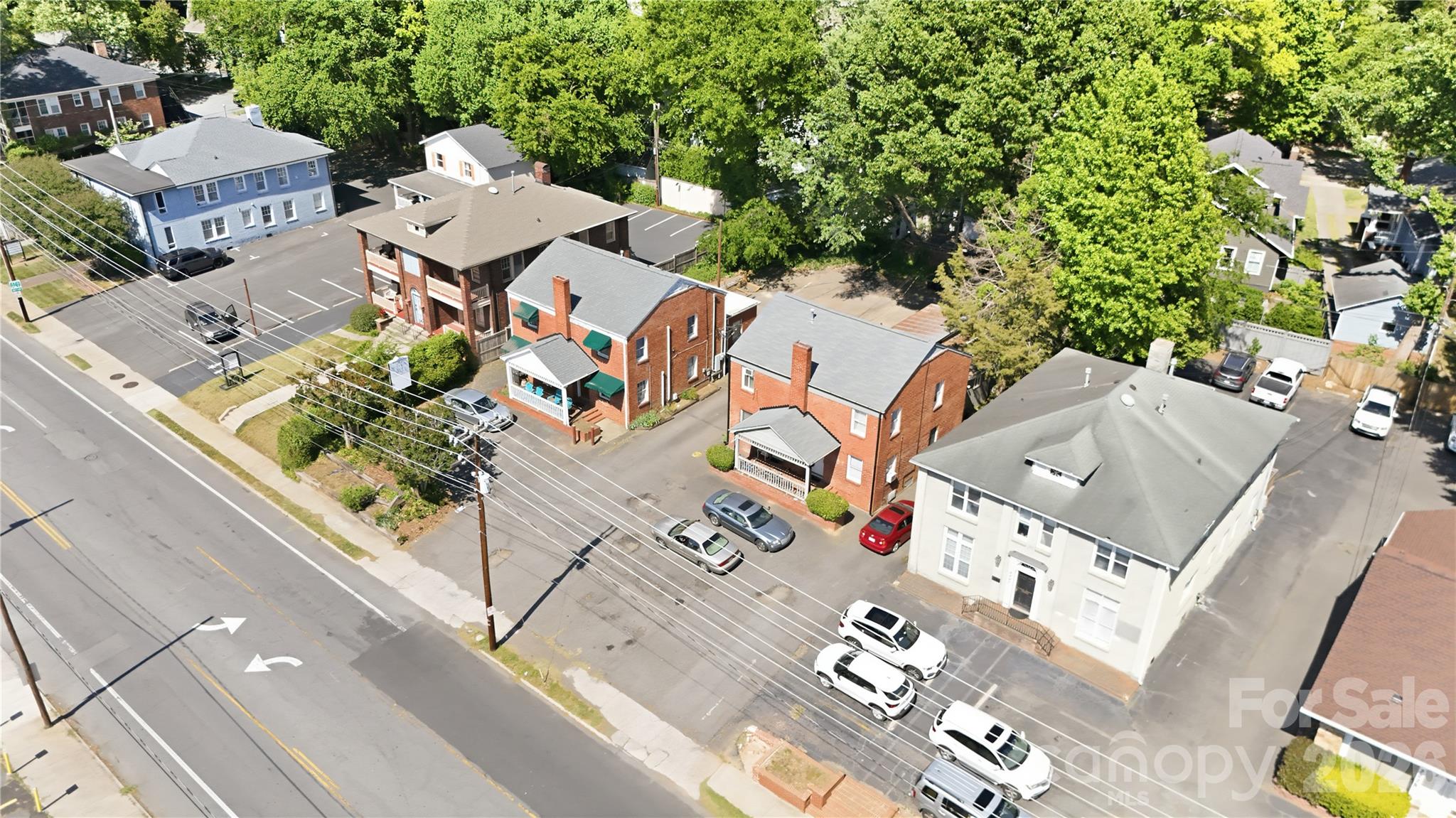 2213-2219 Park Road 27/28