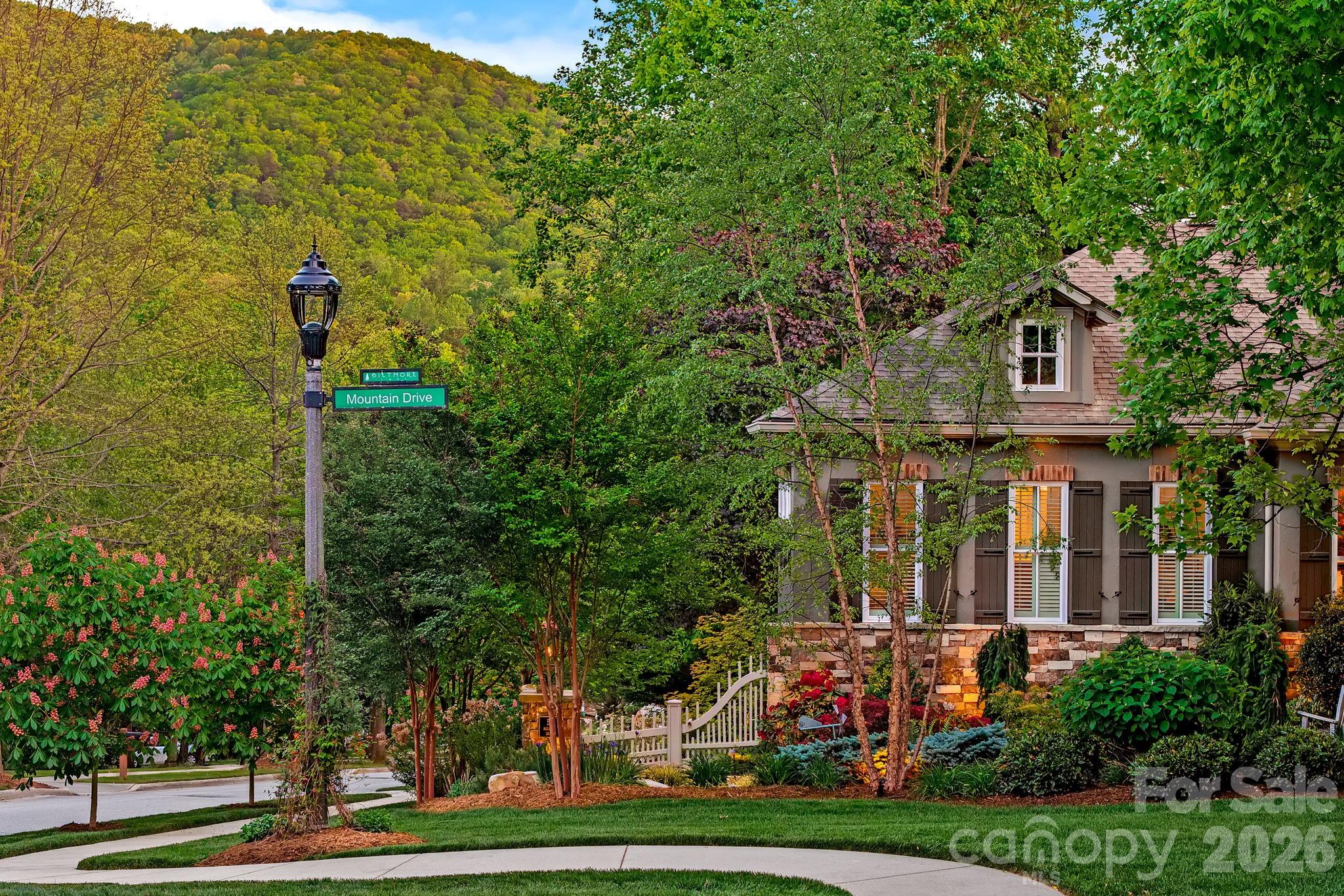 Biltmore Lake - Residential