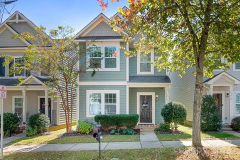 13216 Poetry Way Davidson NC 28036