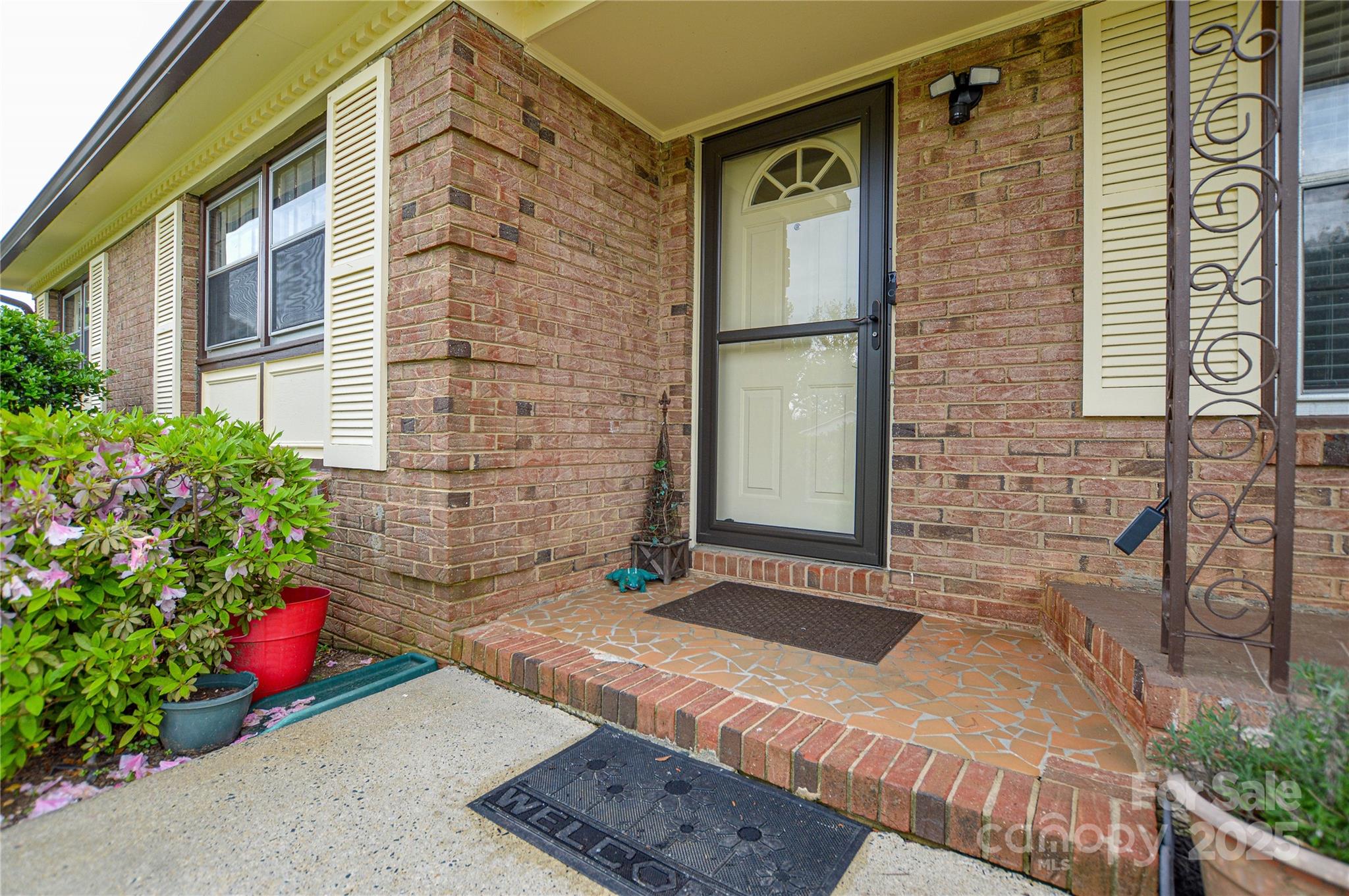 1222 Glenarden Drive