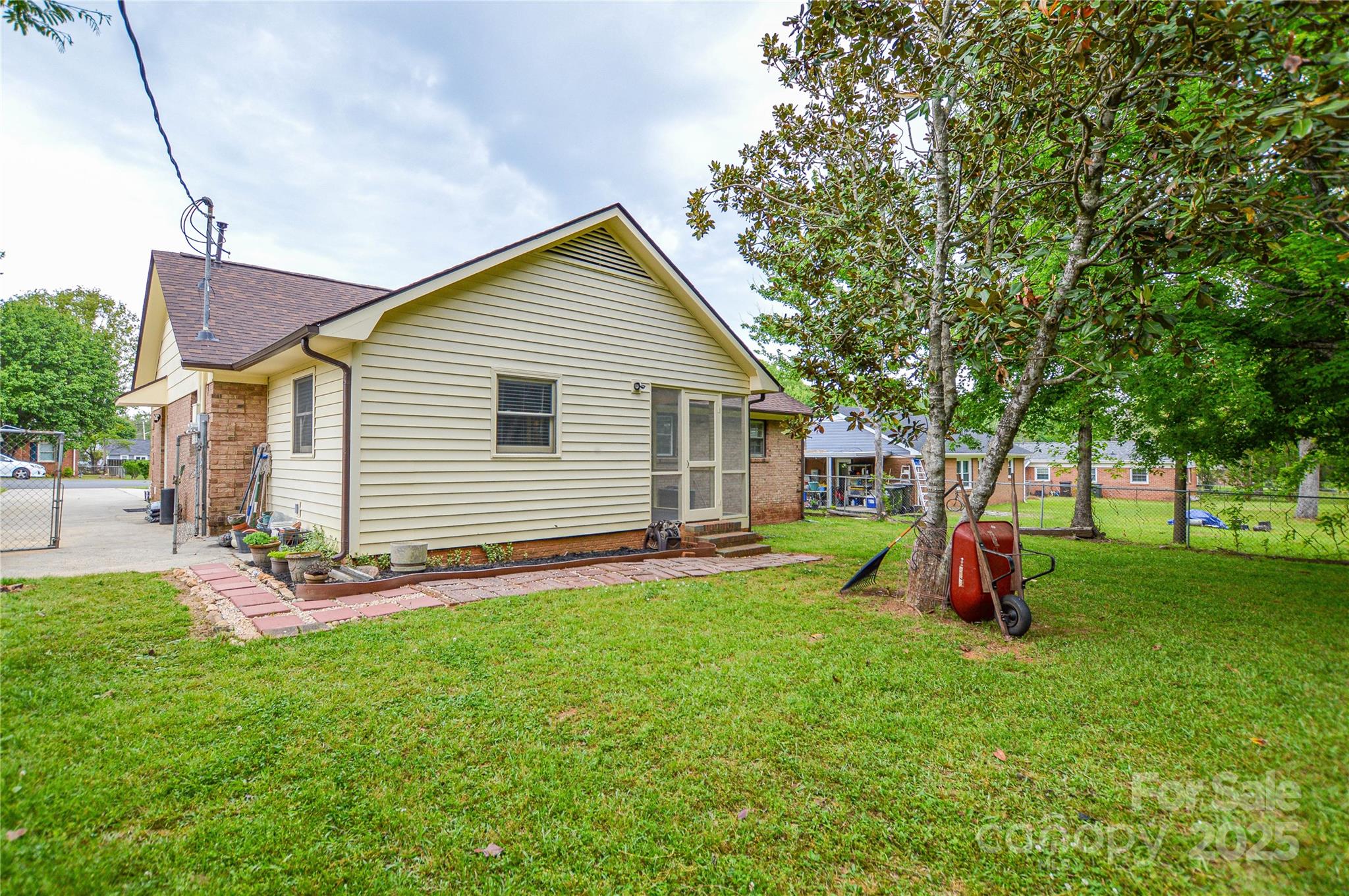 Southland Park - Residential