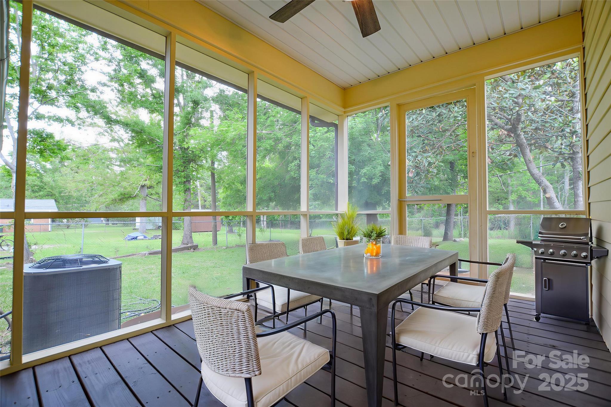 1222 Glenarden Drive