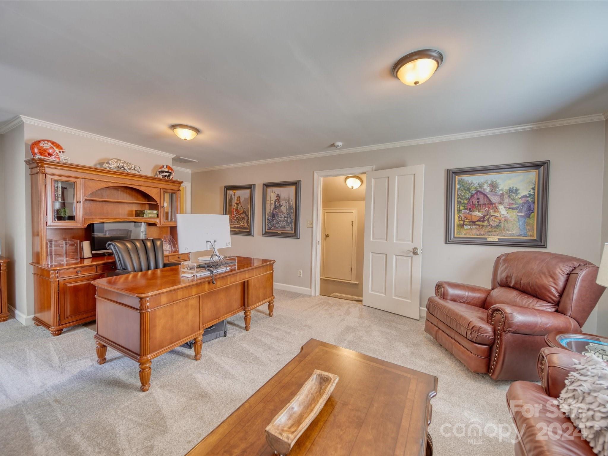 Country Club Estates - Residential