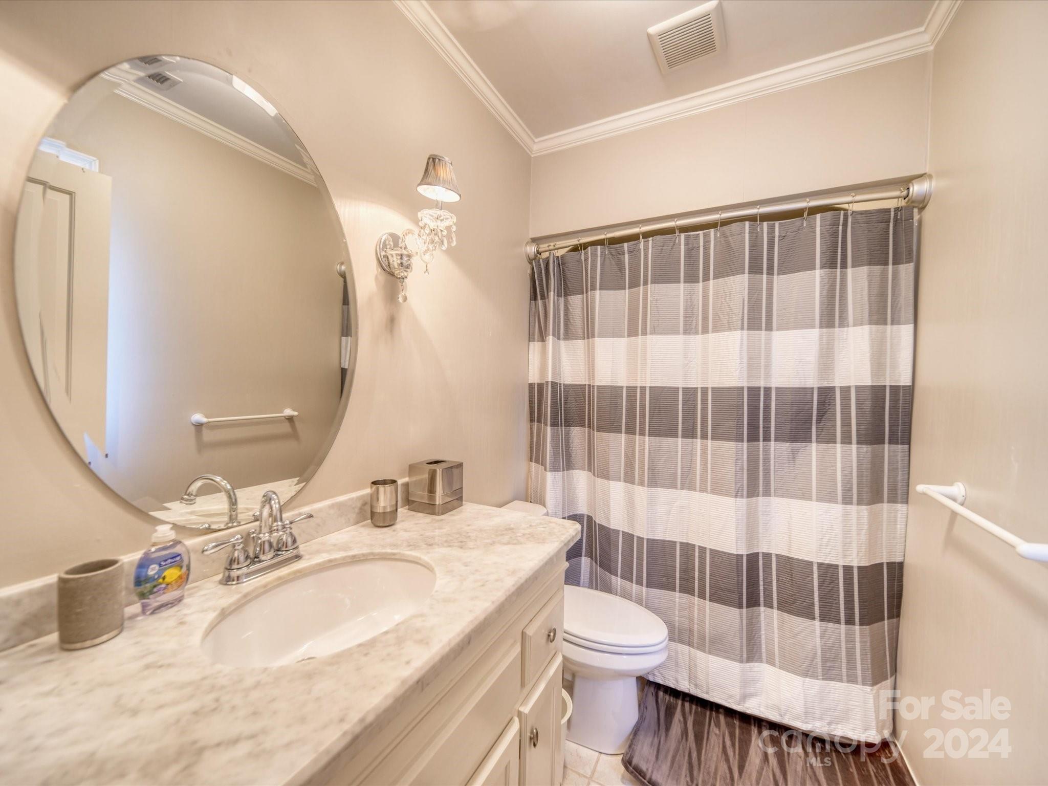 Country Club Estates - Residential