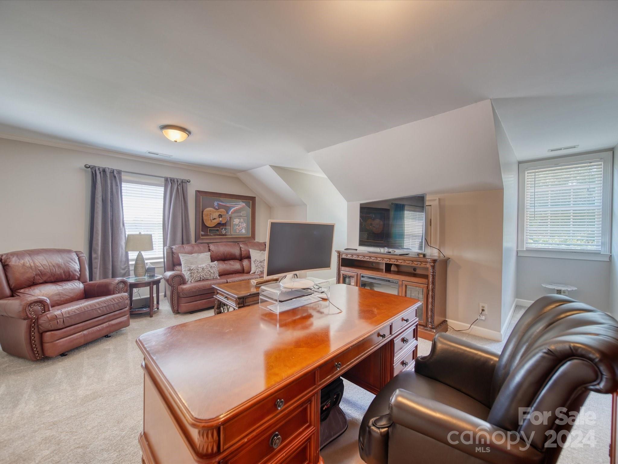 Country Club Estates - Residential