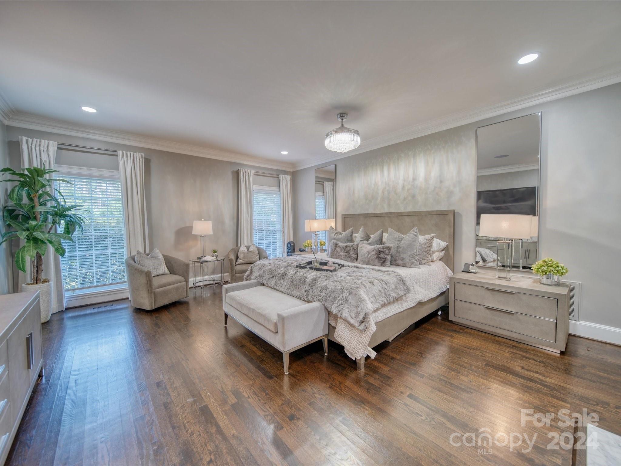 Country Club Estates - Residential