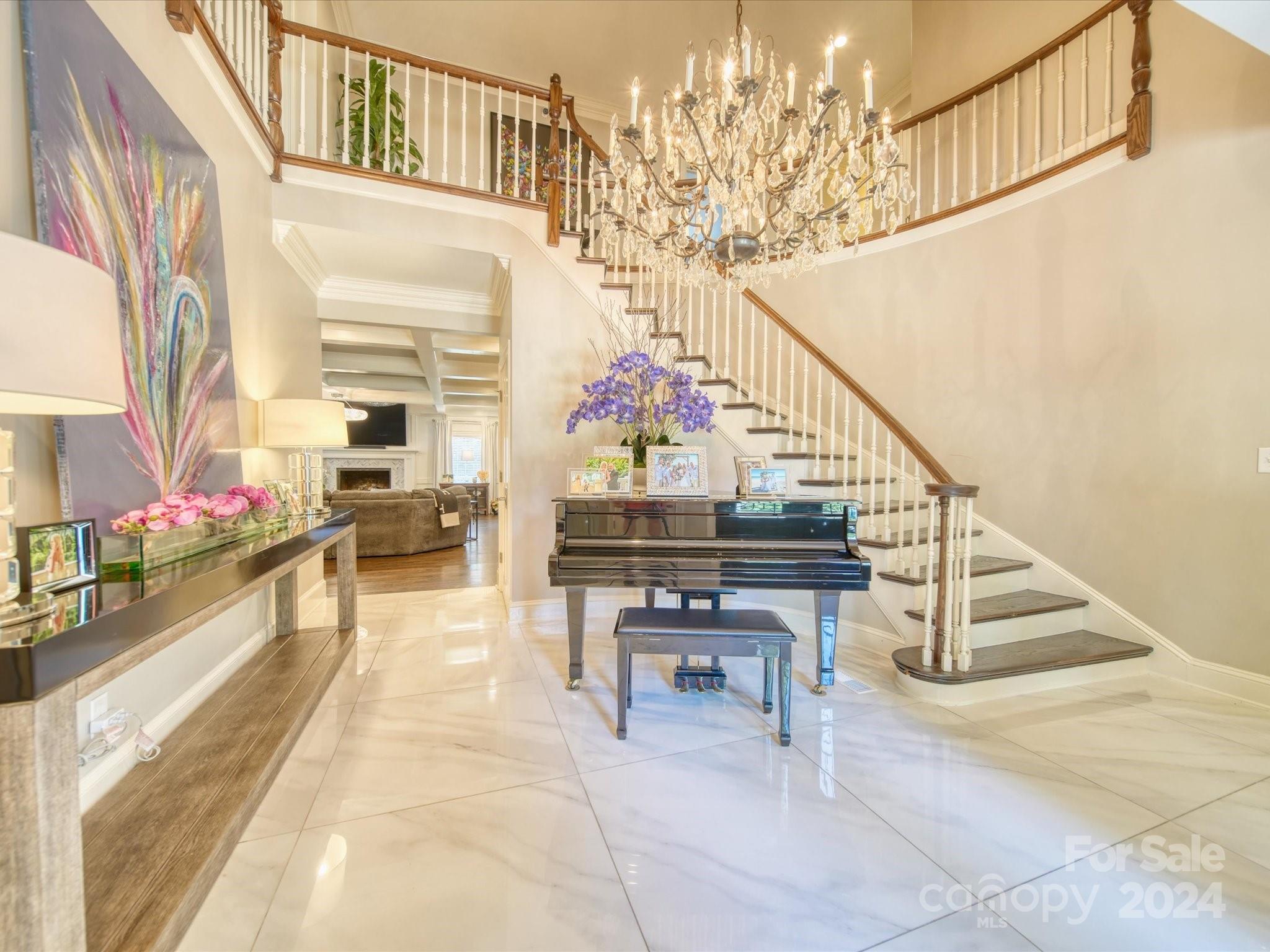 Country Club Estates - Residential