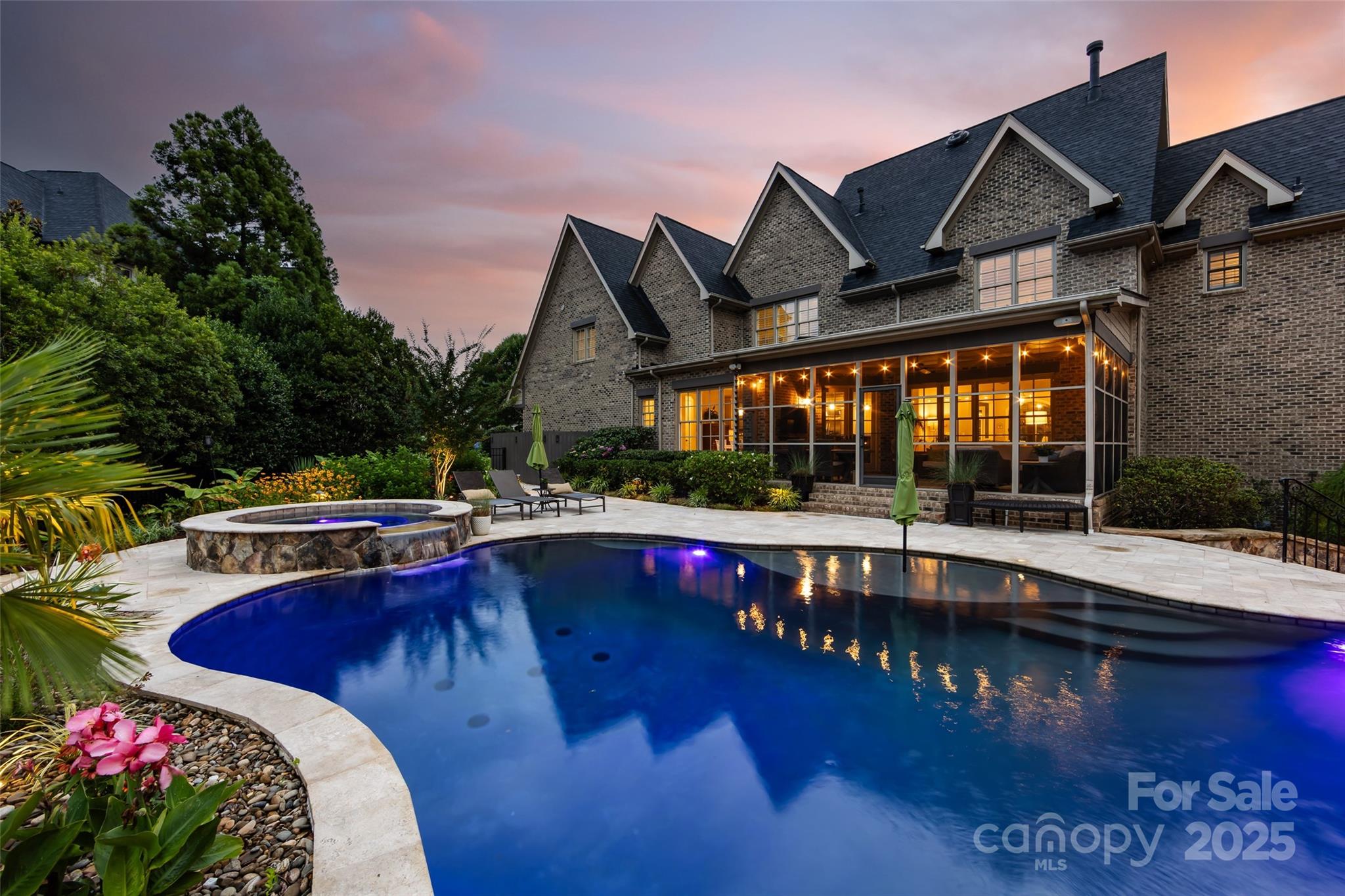 1220 Hadley Park Lane
