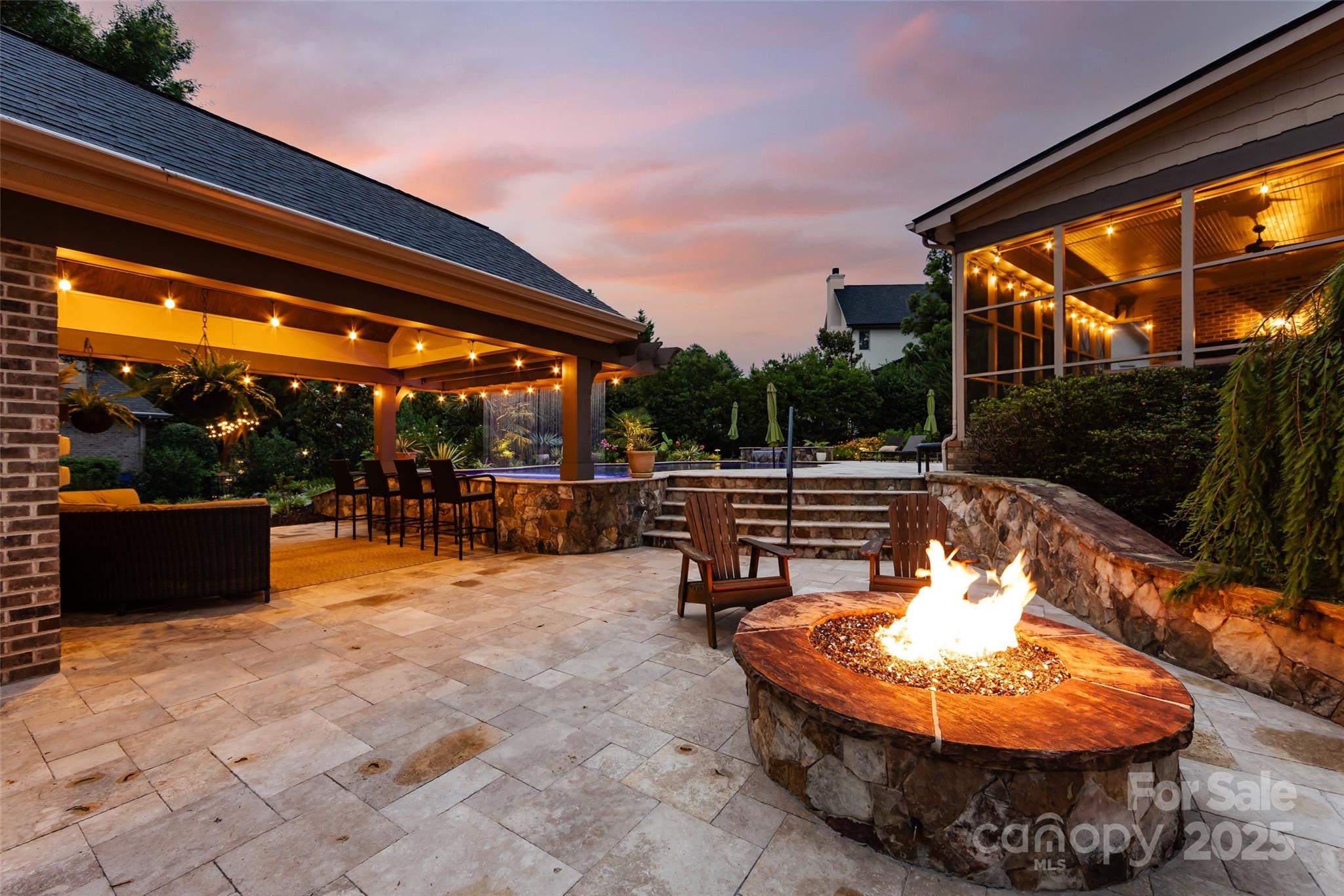 1220 Hadley Park Lane