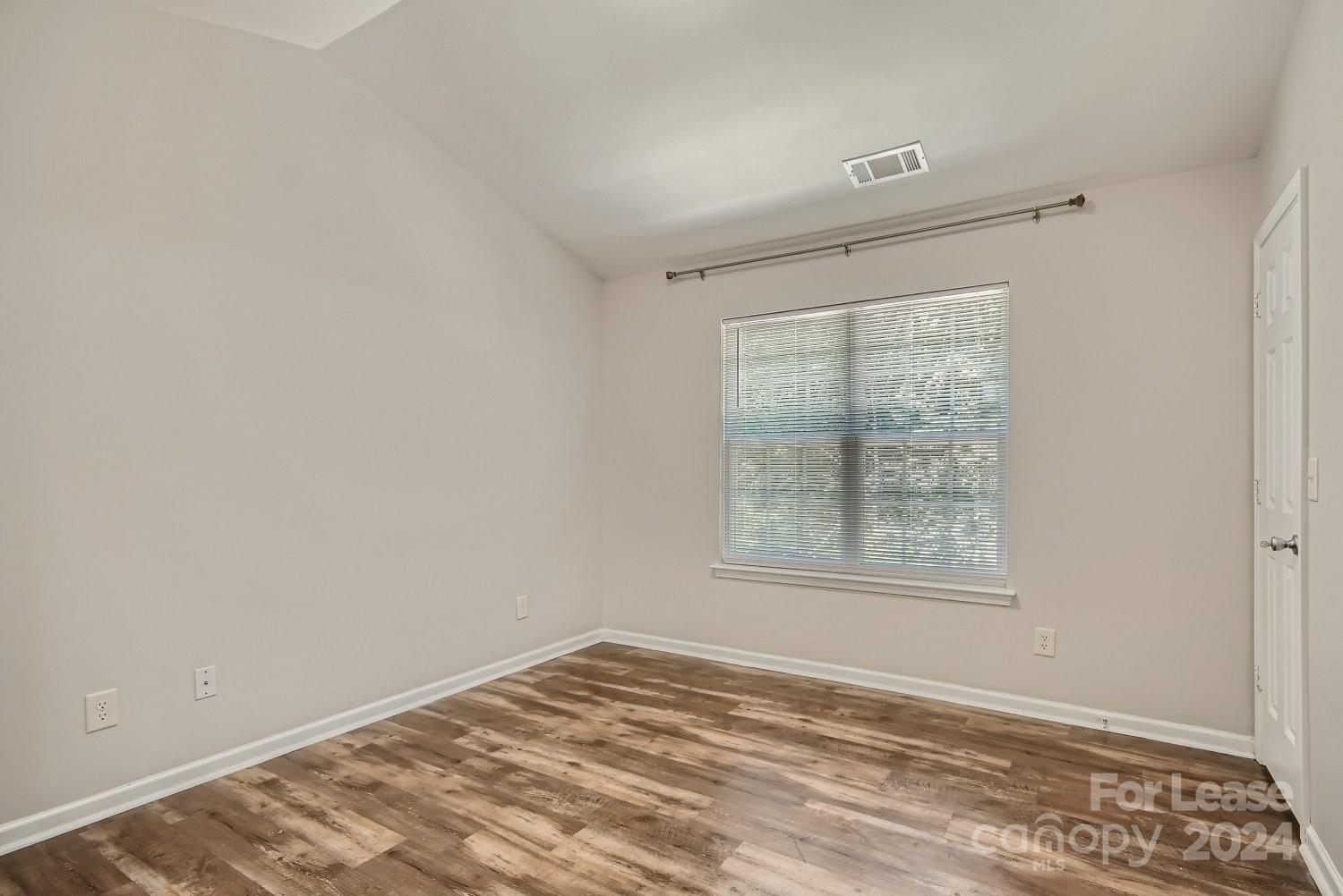 Hunting Creek - Residential Lease