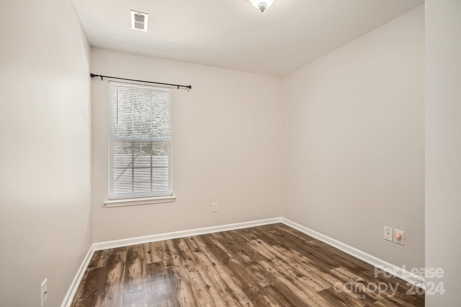 Hunting Creek - Residential Lease