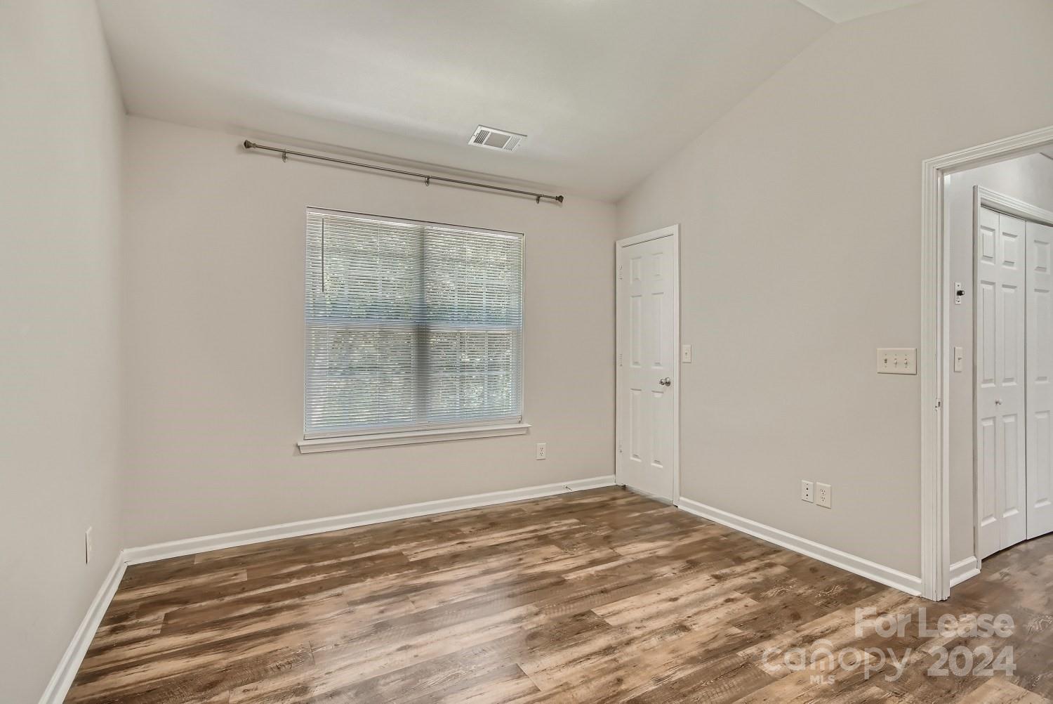 Hunting Creek - Residential Lease