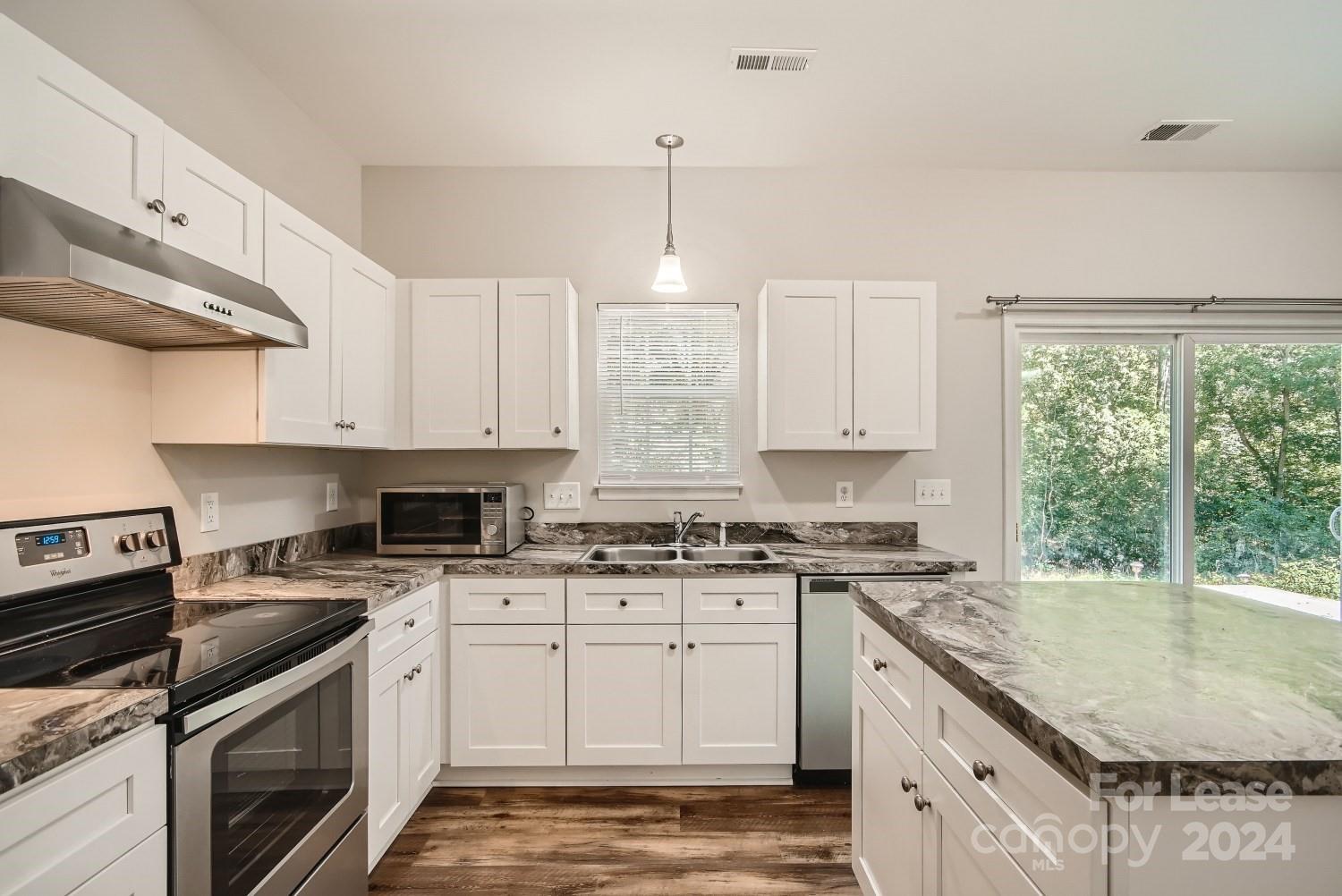 Hunting Creek - Residential Lease