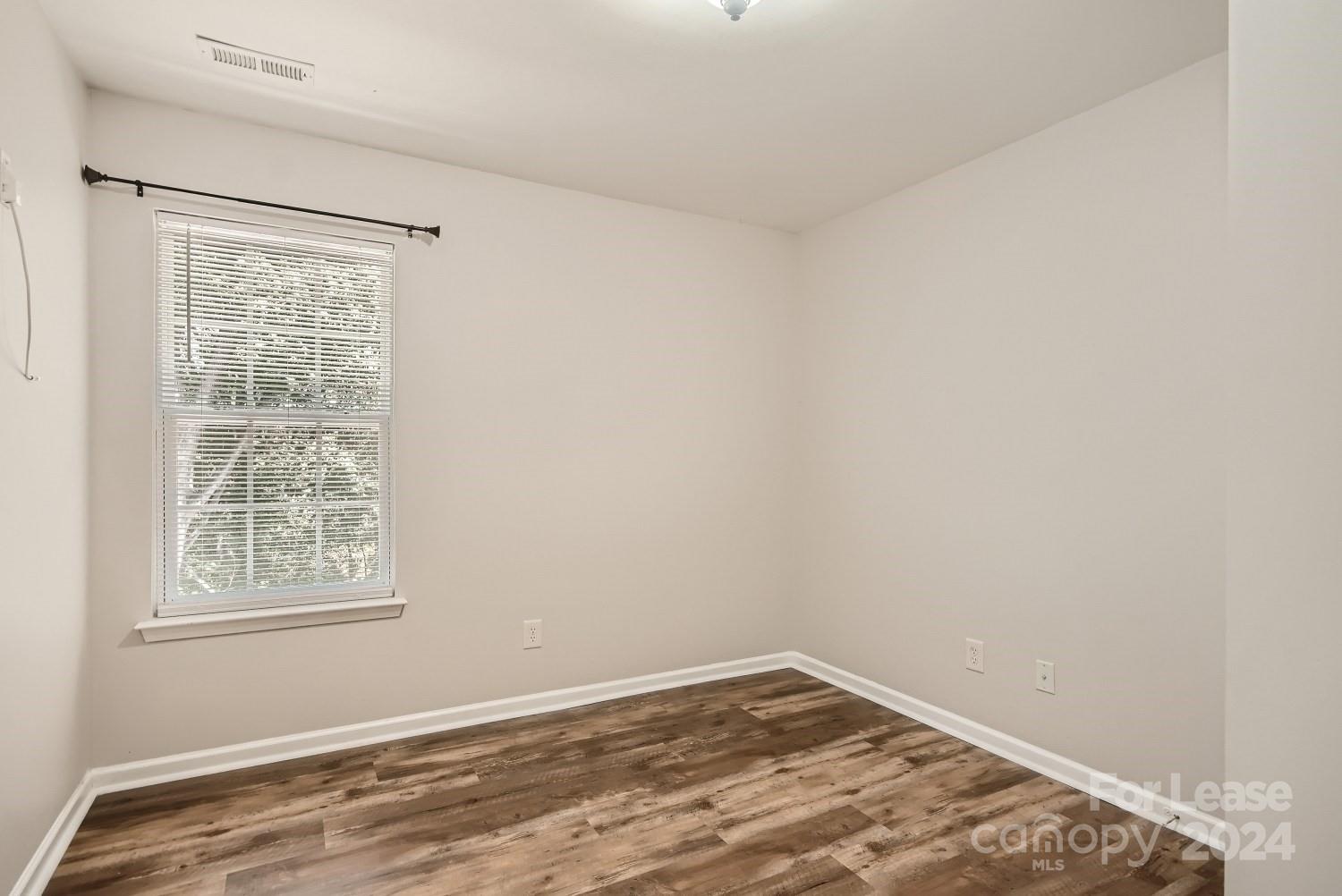 Hunting Creek - Residential Lease