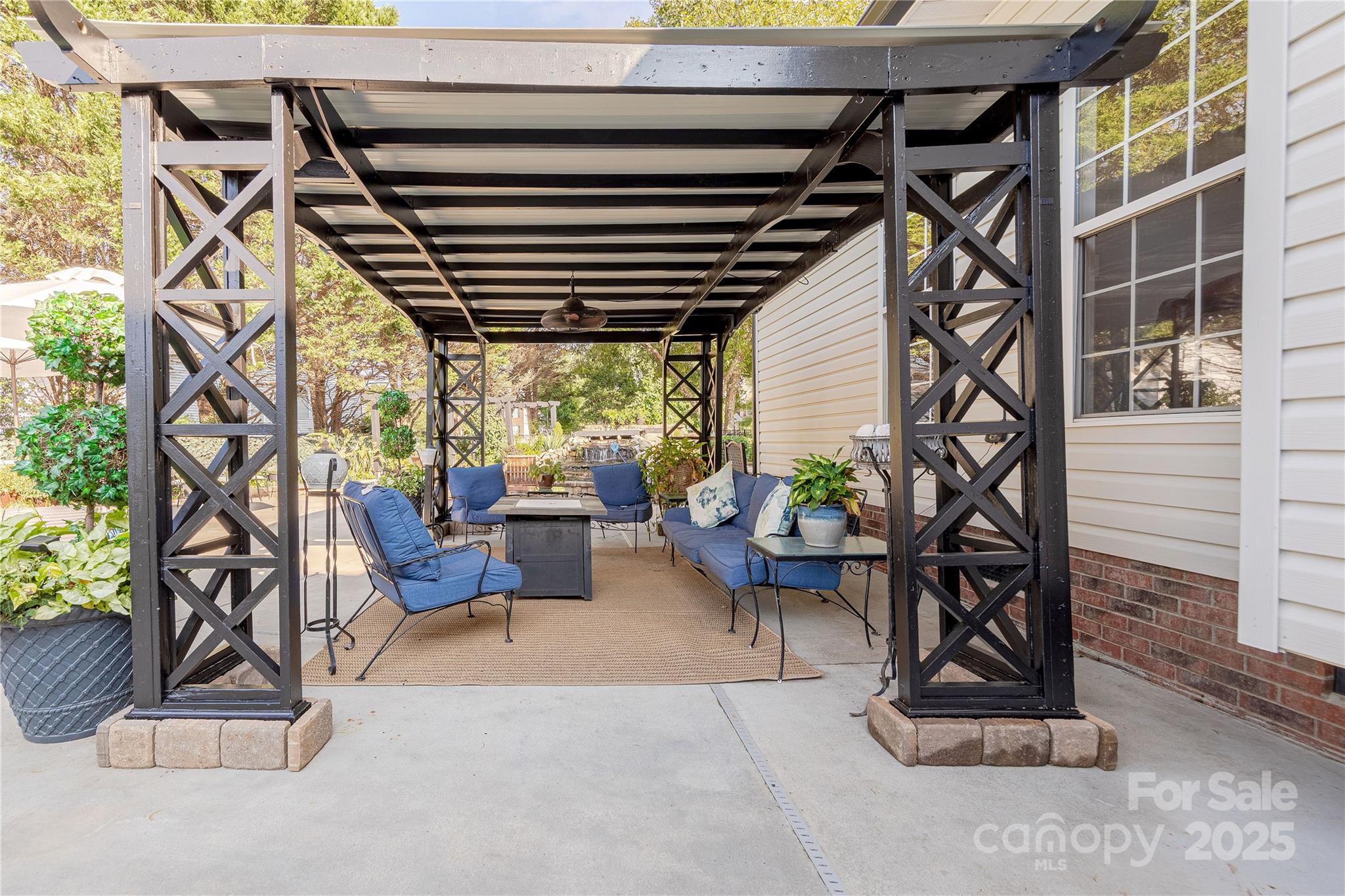 Miller Pond - Residential