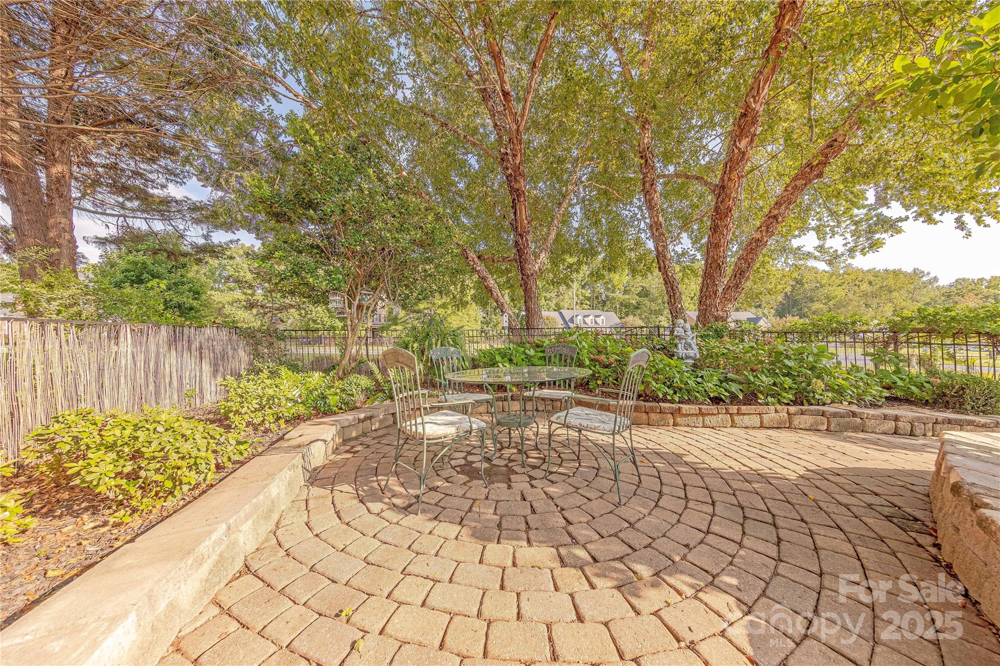 Miller Pond - Residential