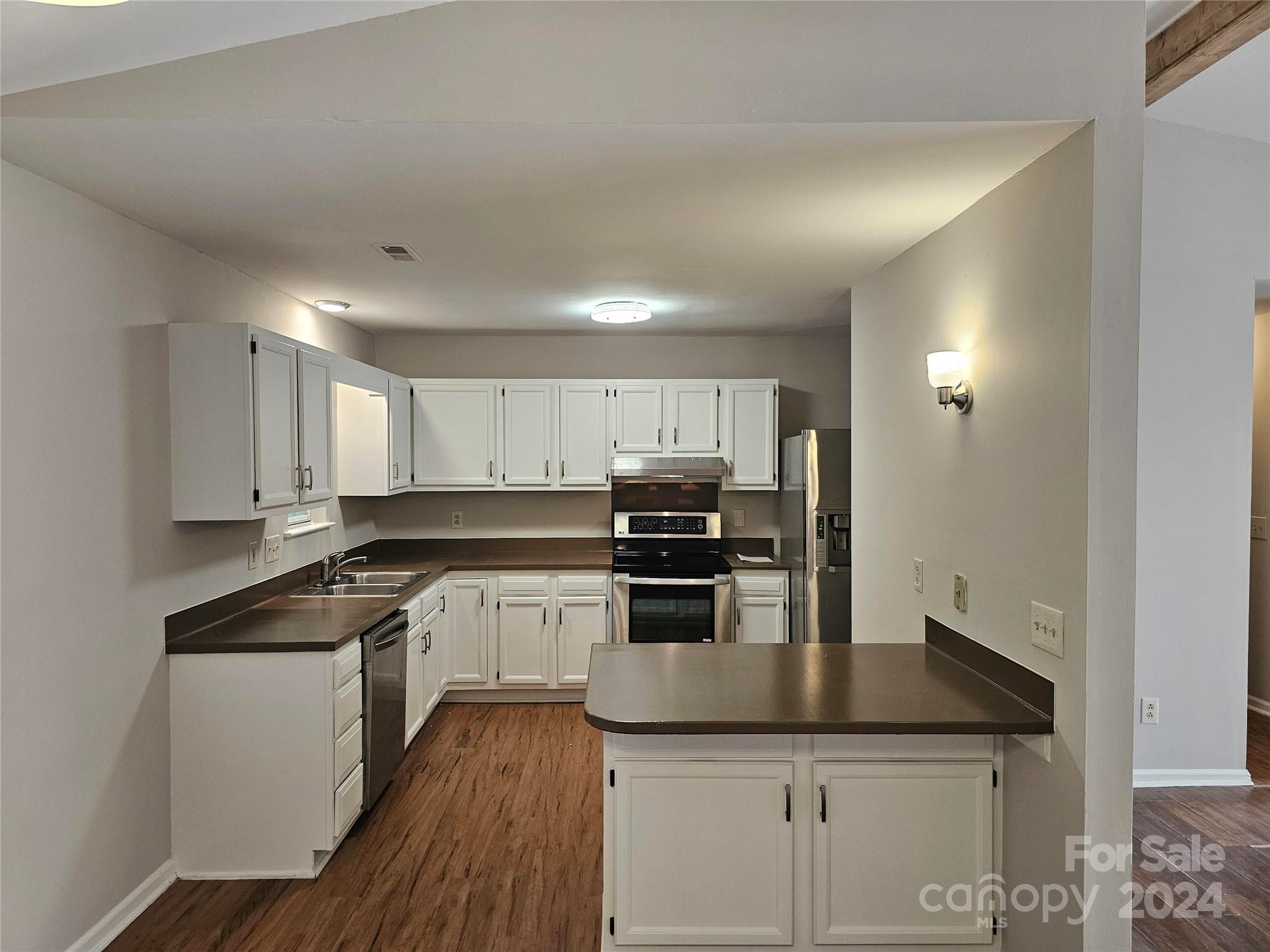 Woodford Green - Residential