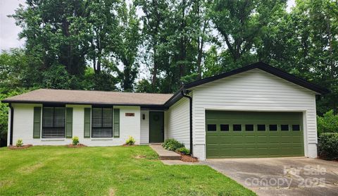 7228 Rollingridge Drive Charlotte NC 28211