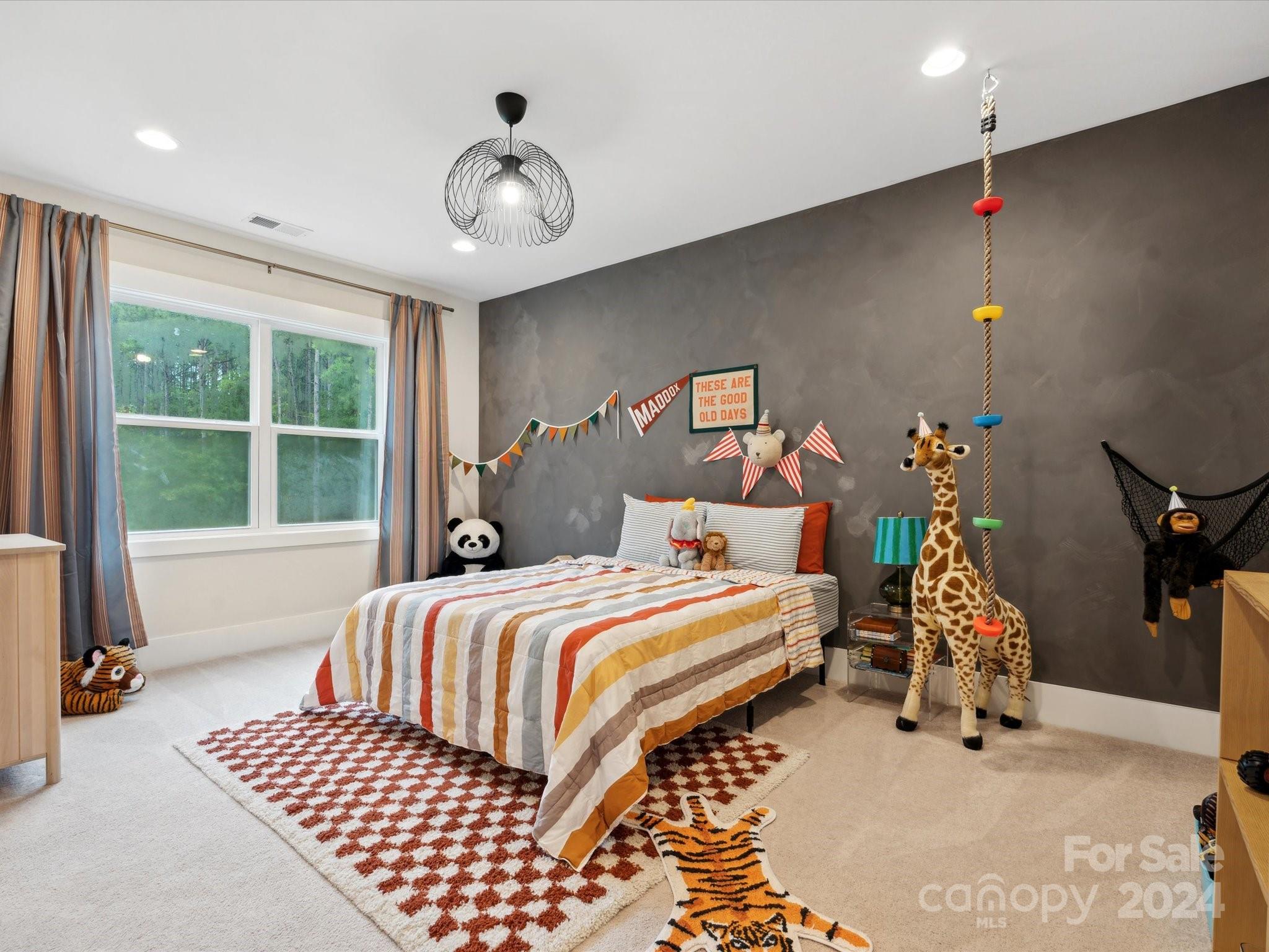 Riverchase Estates - Residential