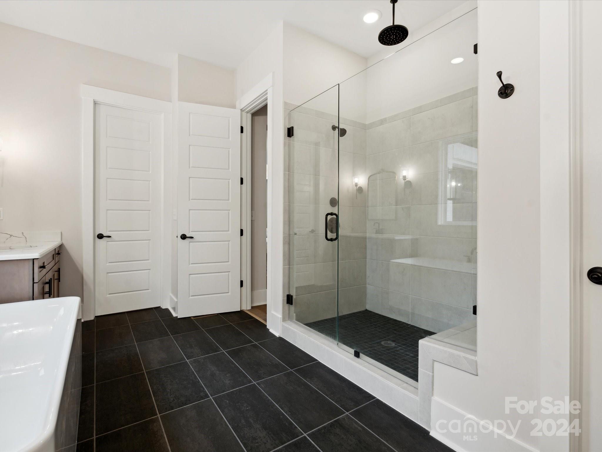 Riverchase Estates - Residential