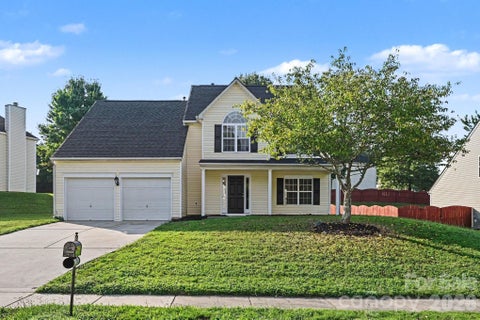 Photo of 11008 Padderborn Court, Charlotte, NC 28215 (MLS # 4416309)
