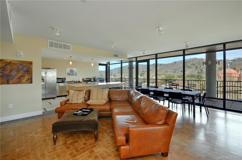 60 North Market - Residential