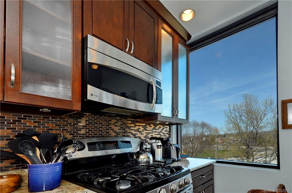 60 North Market - Residential