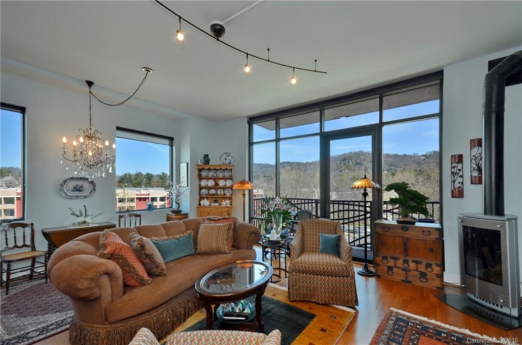 60 North Market - Residential