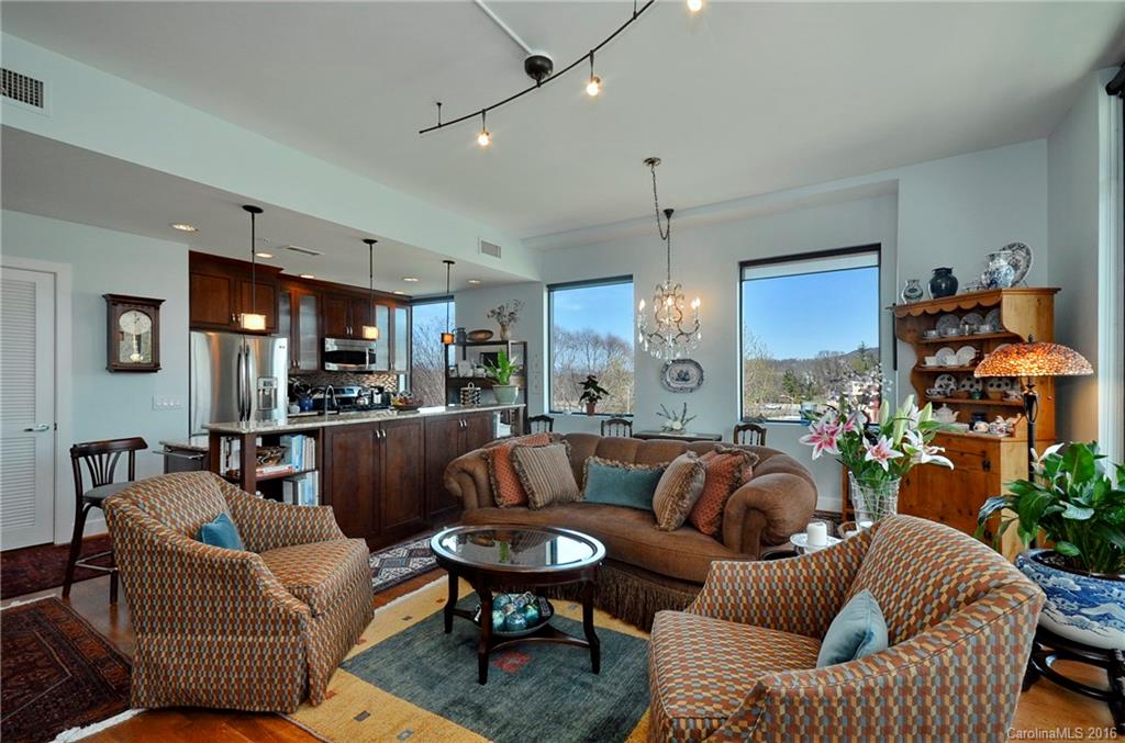 60 North Market - Residential