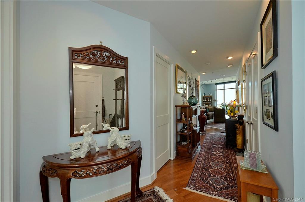 60 North Market - Residential