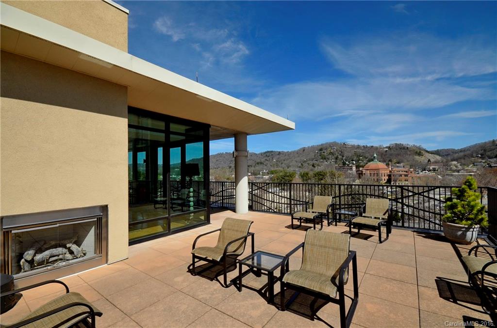 60 North Market - Residential