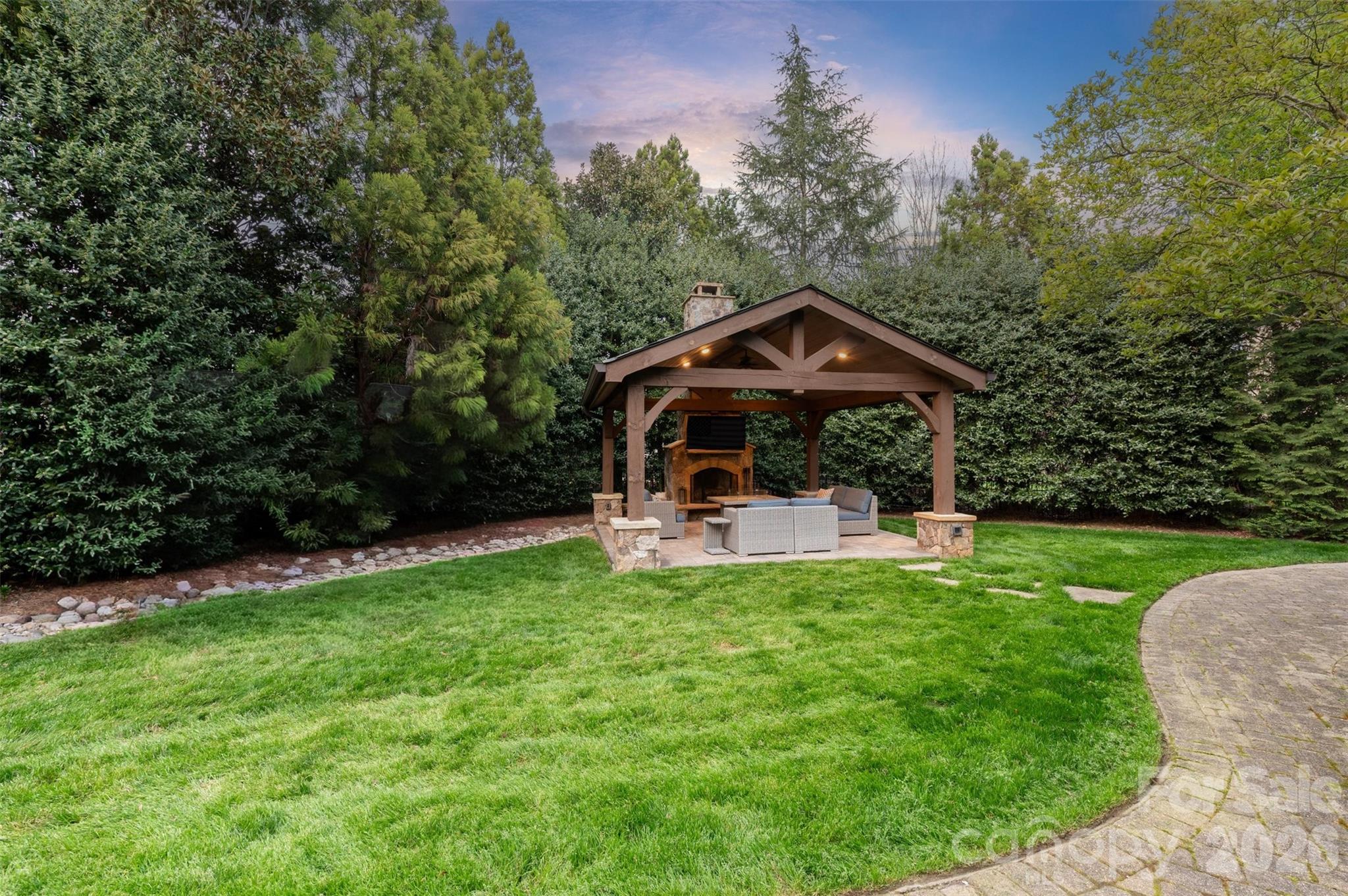 Longview - Residential