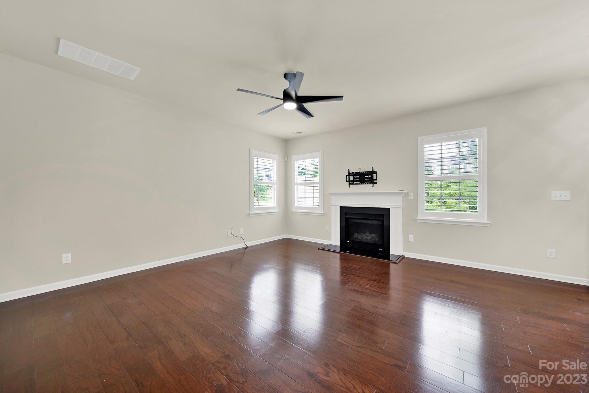 Cameron Creek - Residential