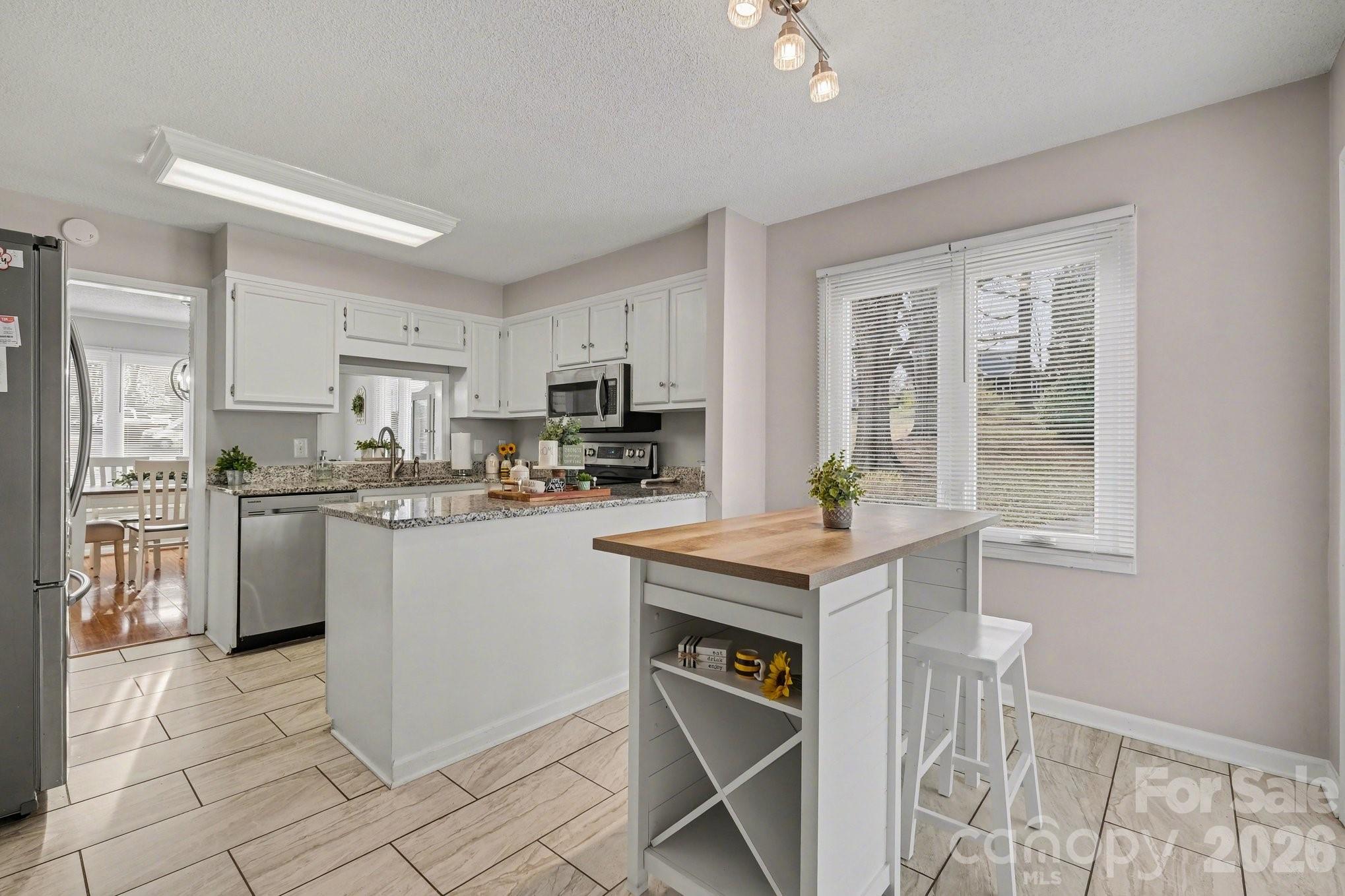 201 Eastwood Drive 401