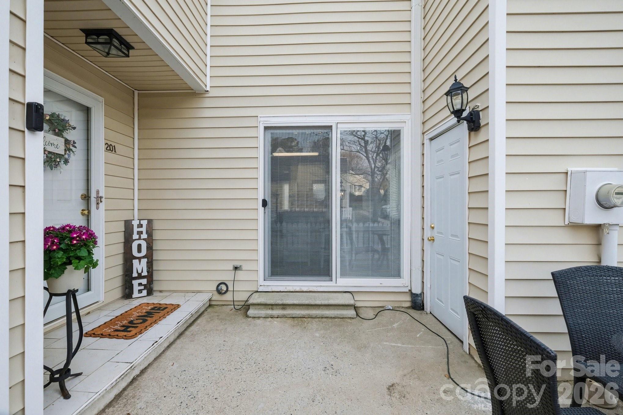 201 Eastwood Drive 401