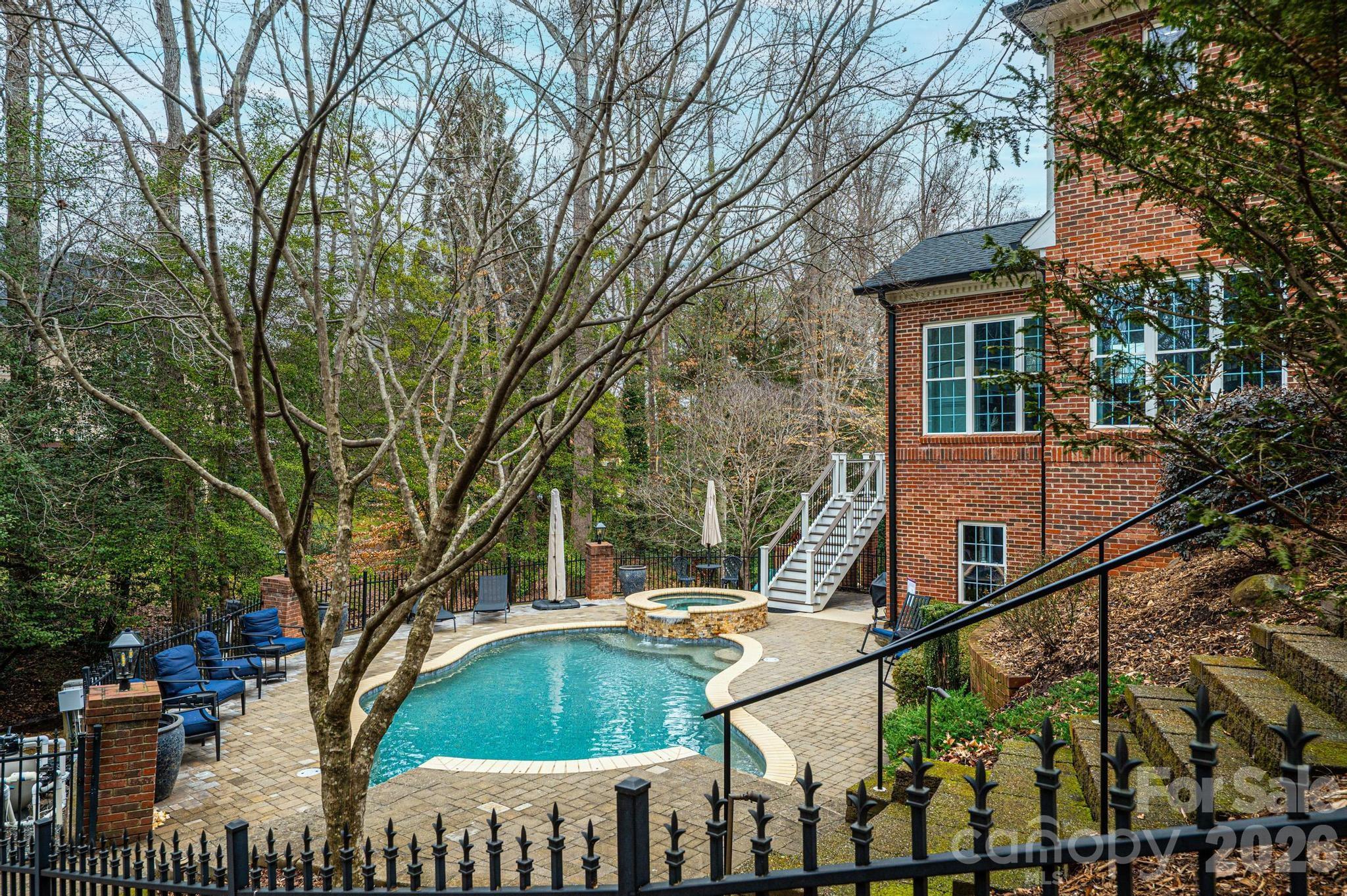 Moores Ferry - Residential