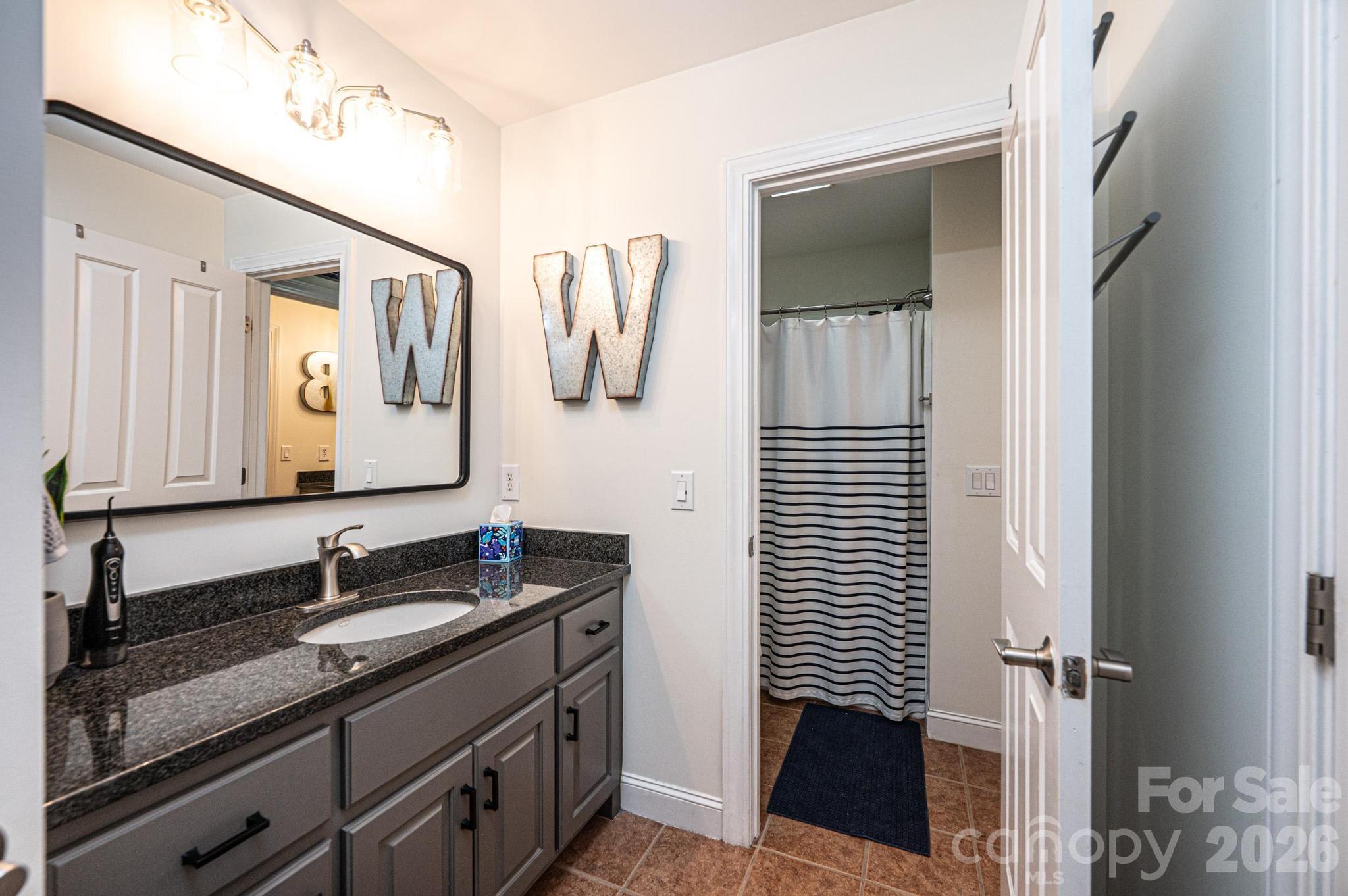 Moores Ferry - Residential