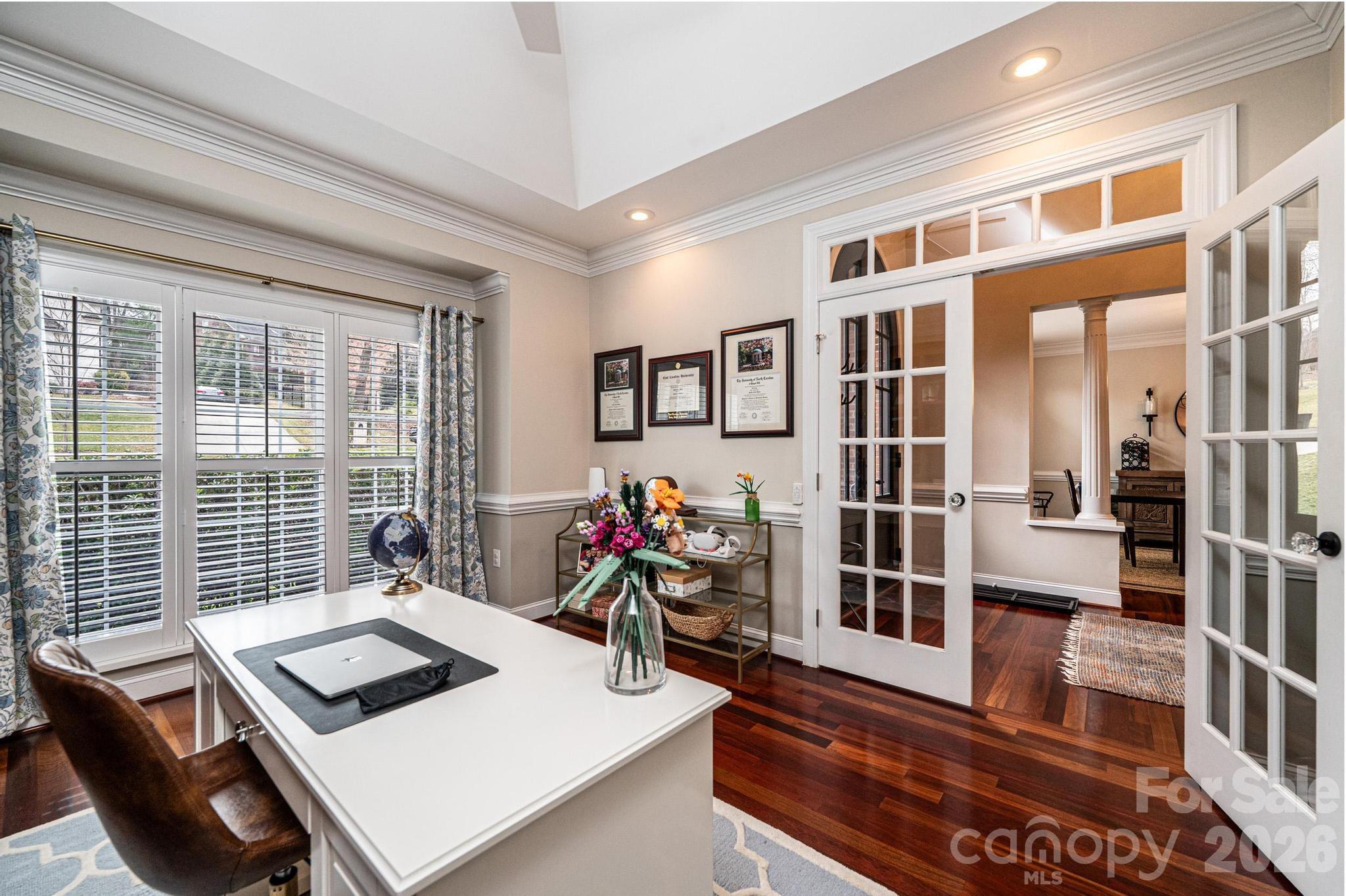 Moores Ferry - Residential