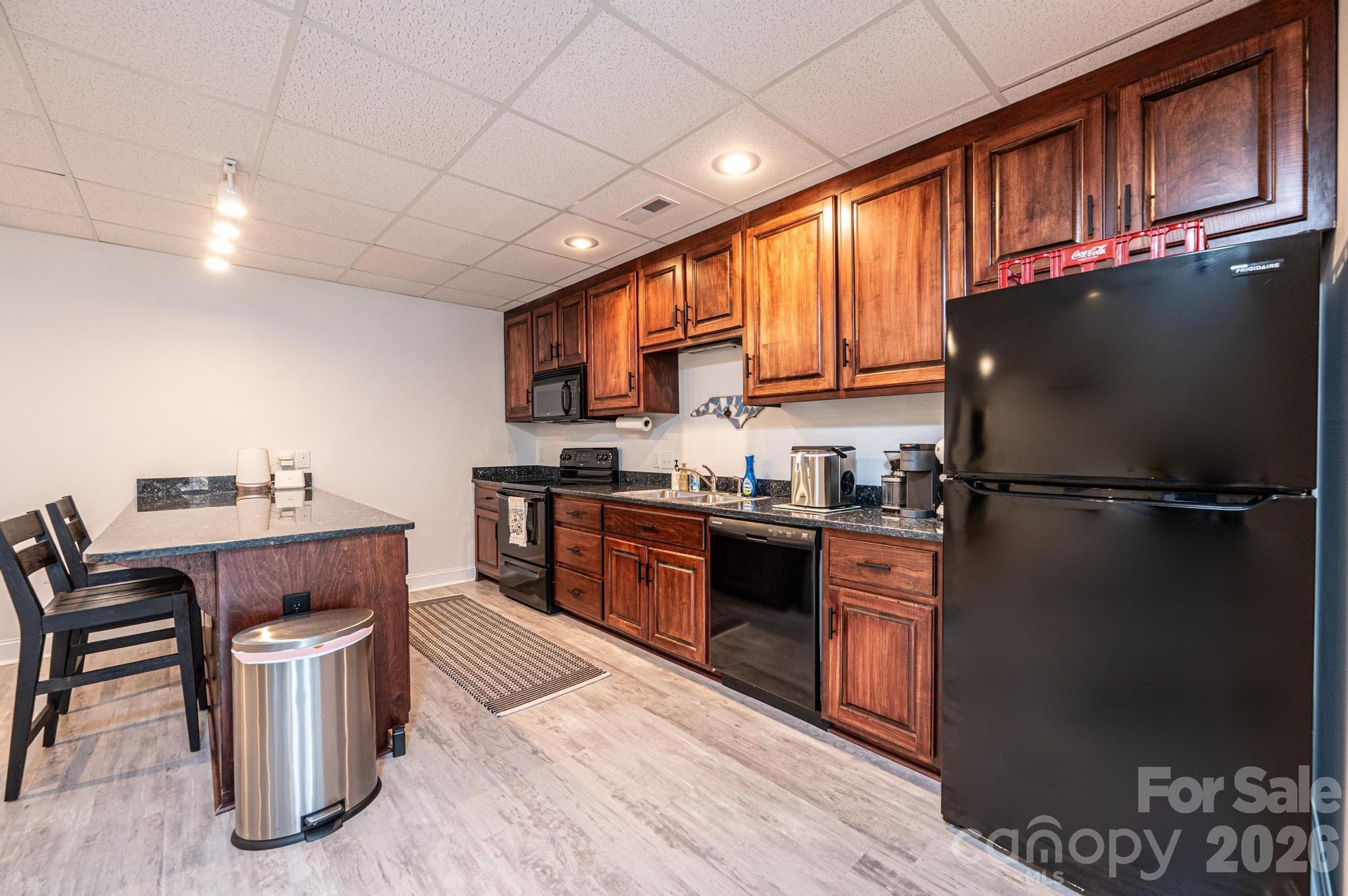 Moores Ferry - Residential