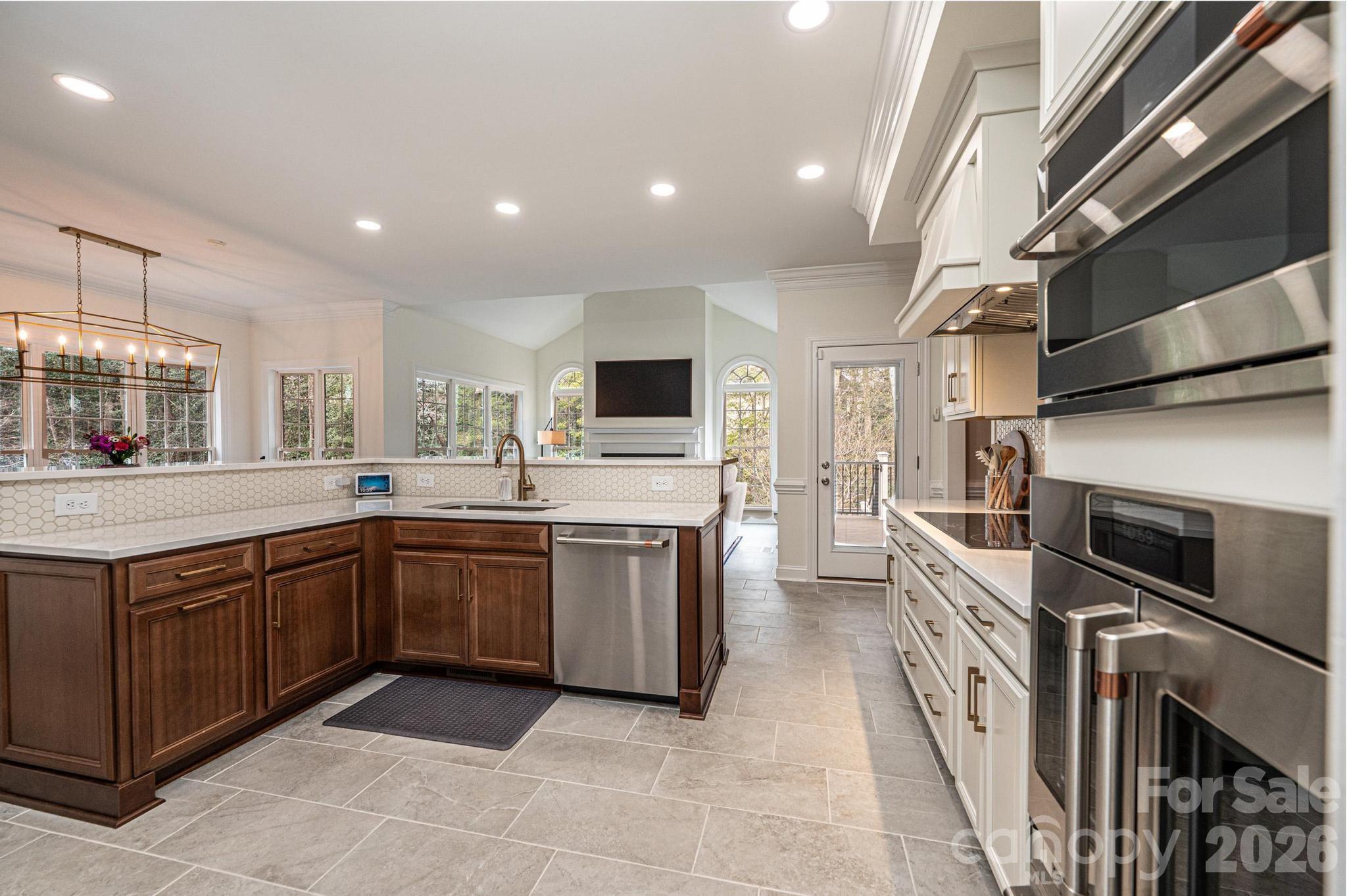 Moores Ferry - Residential