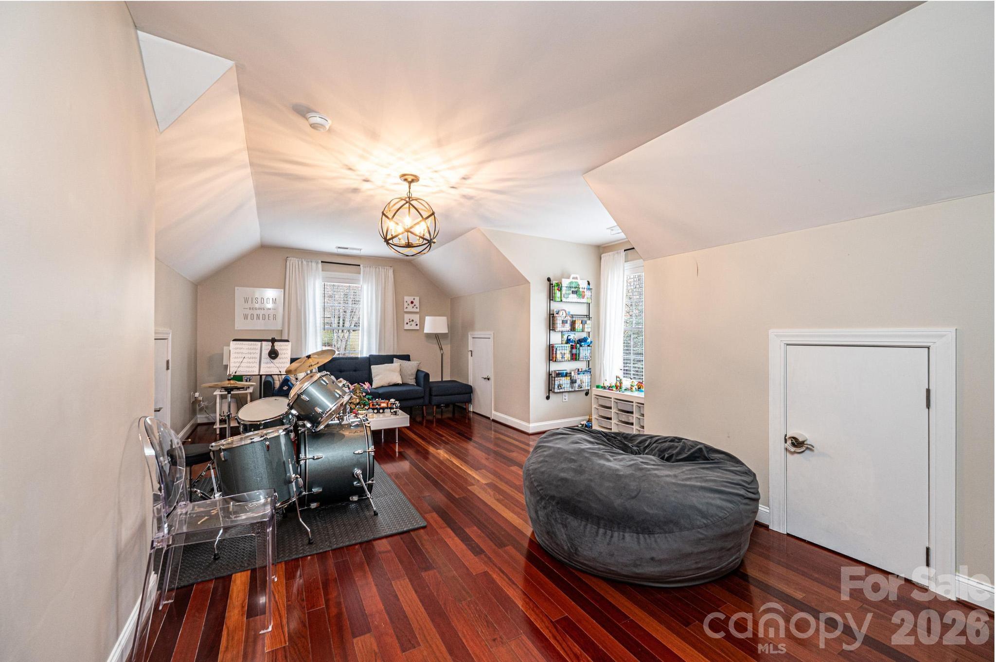 Moores Ferry - Residential