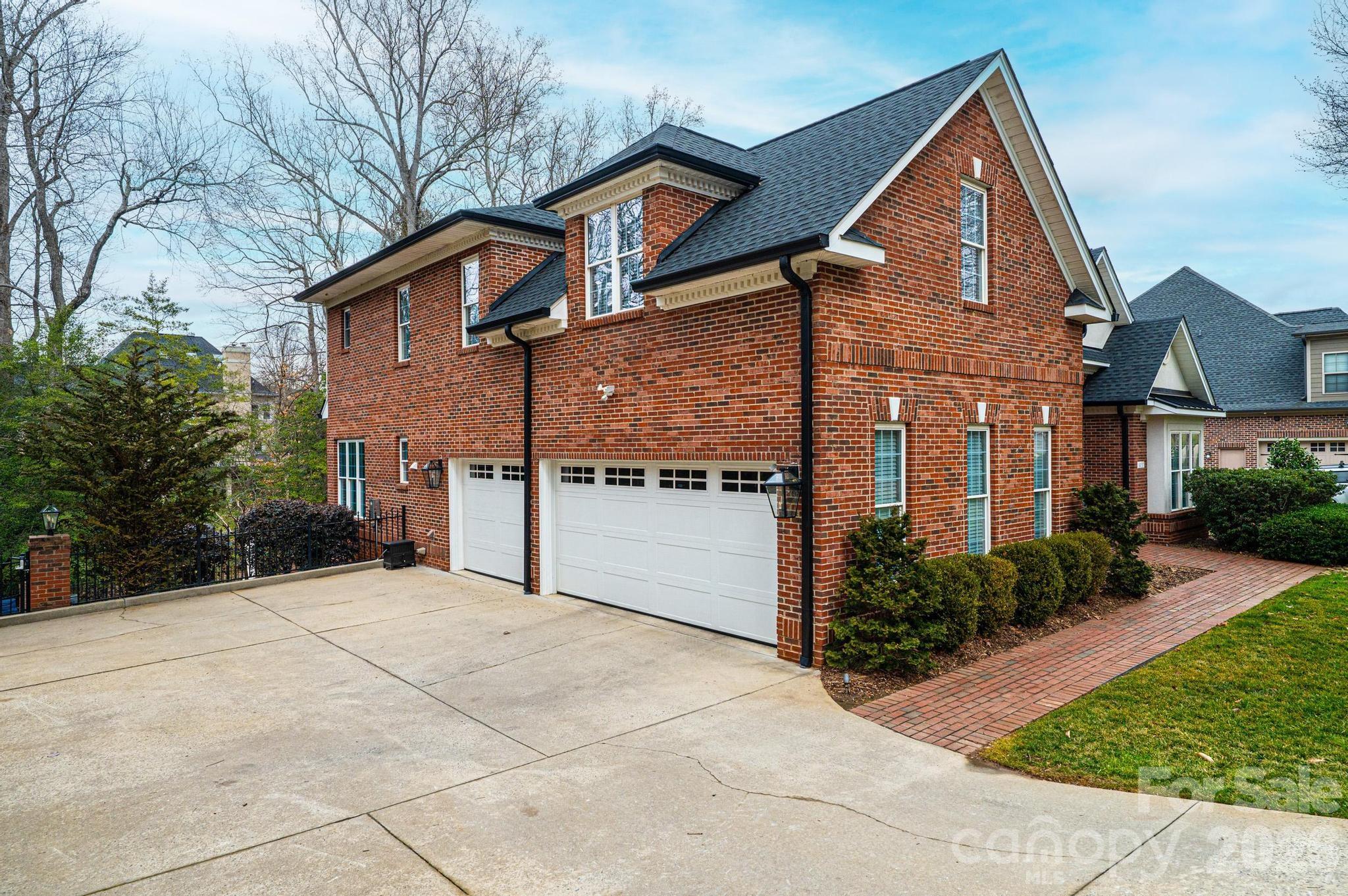 Moores Ferry - Residential