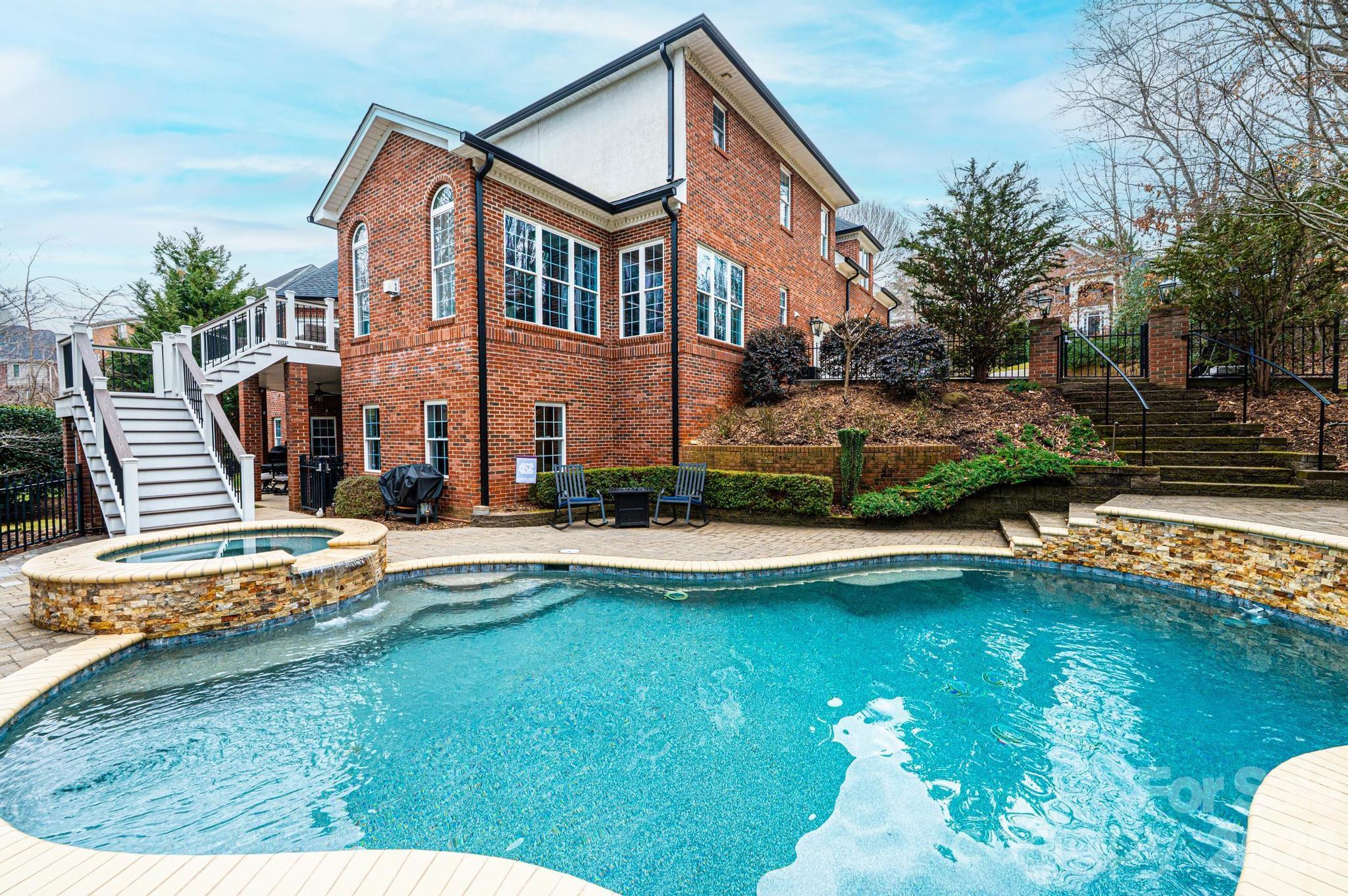 Moores Ferry - Residential