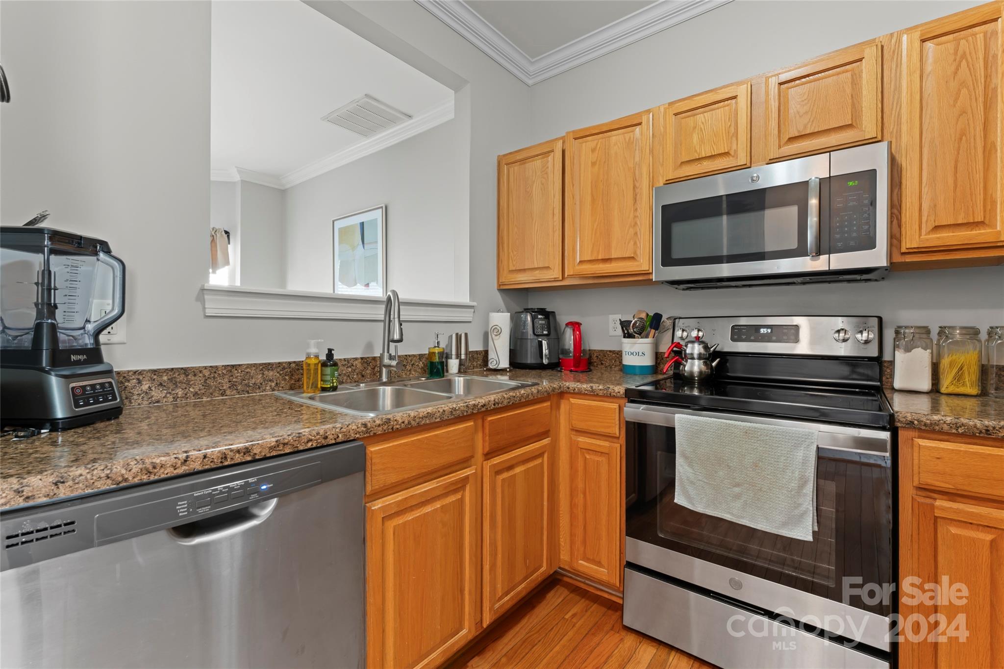 Avalon at Mallard Creek - Residential