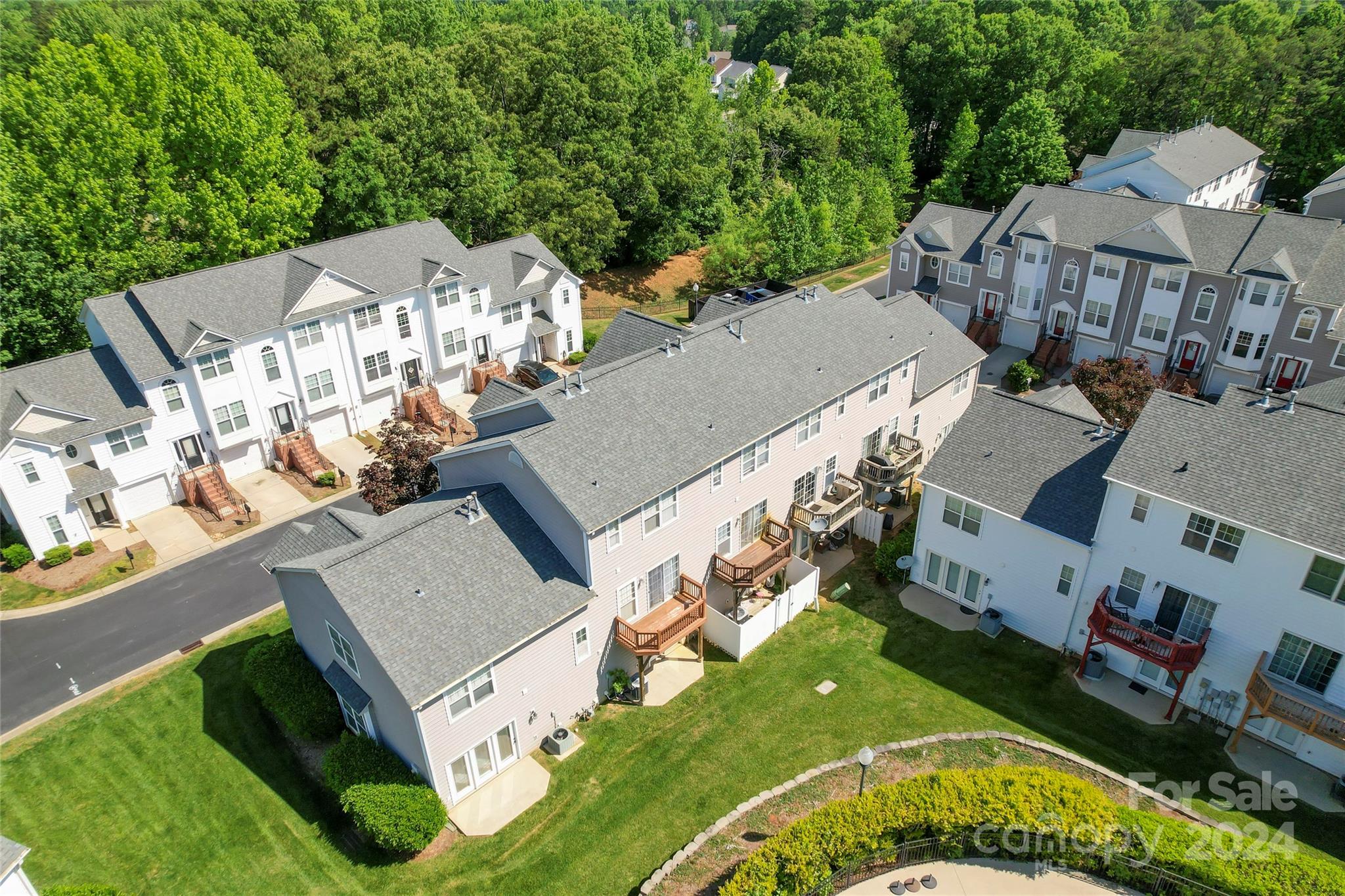 Avalon at Mallard Creek - Residential