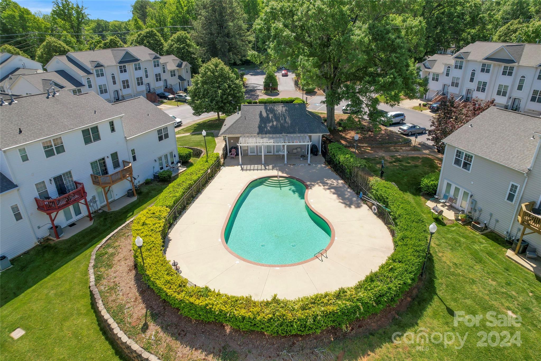 Avalon at Mallard Creek - Residential