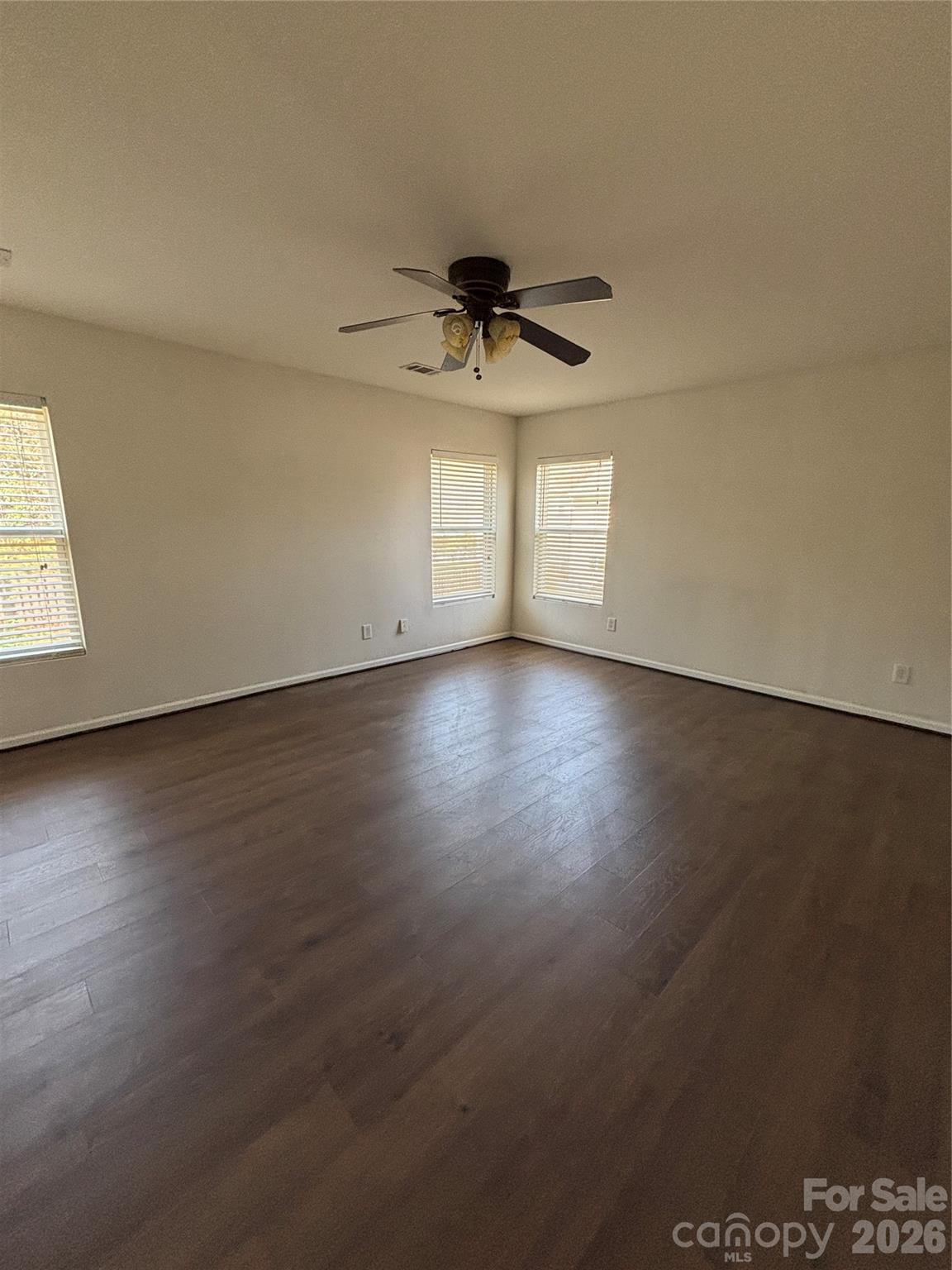 Hamilton Lakes - Residential