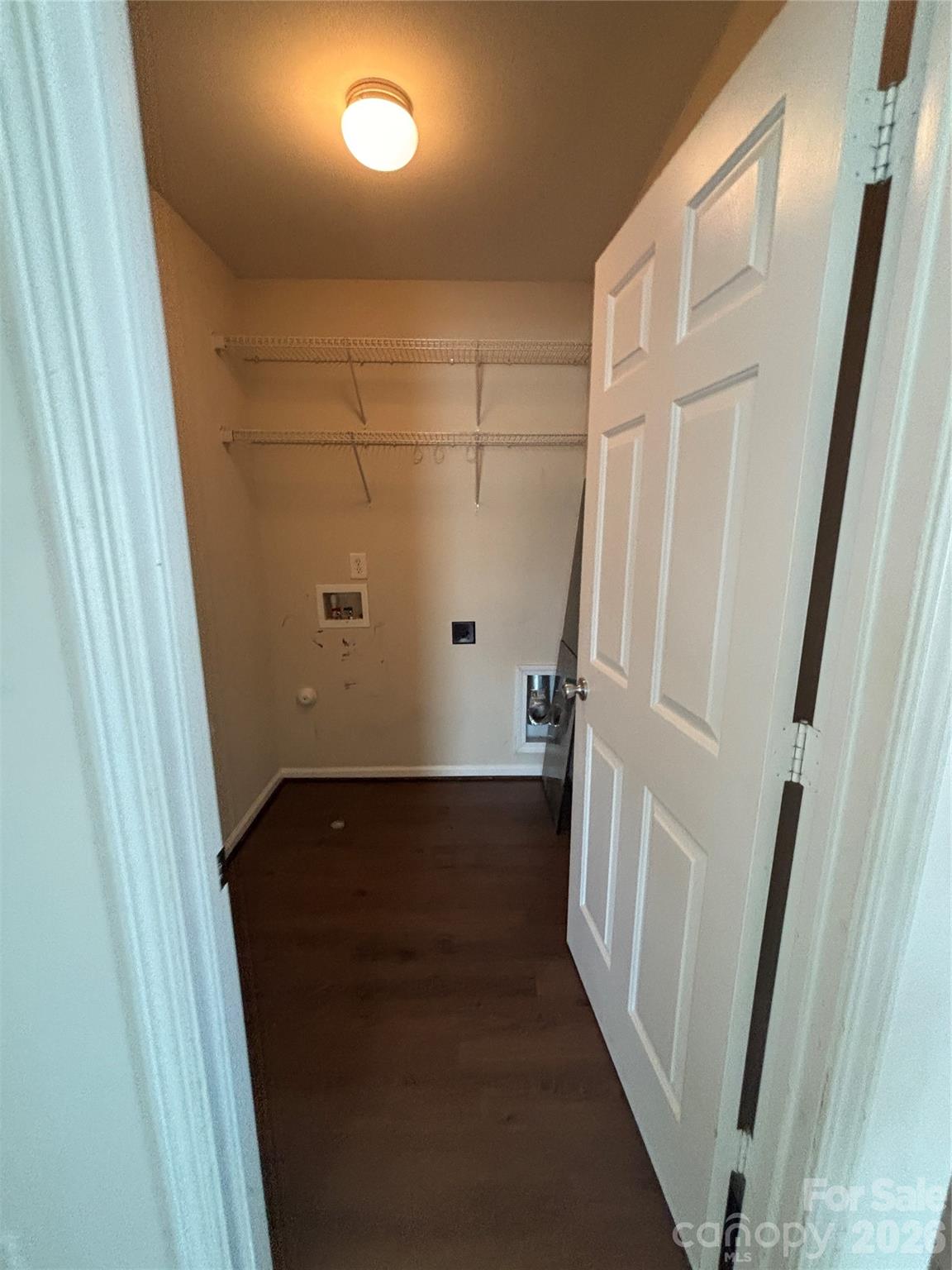 Hamilton Lakes - Residential