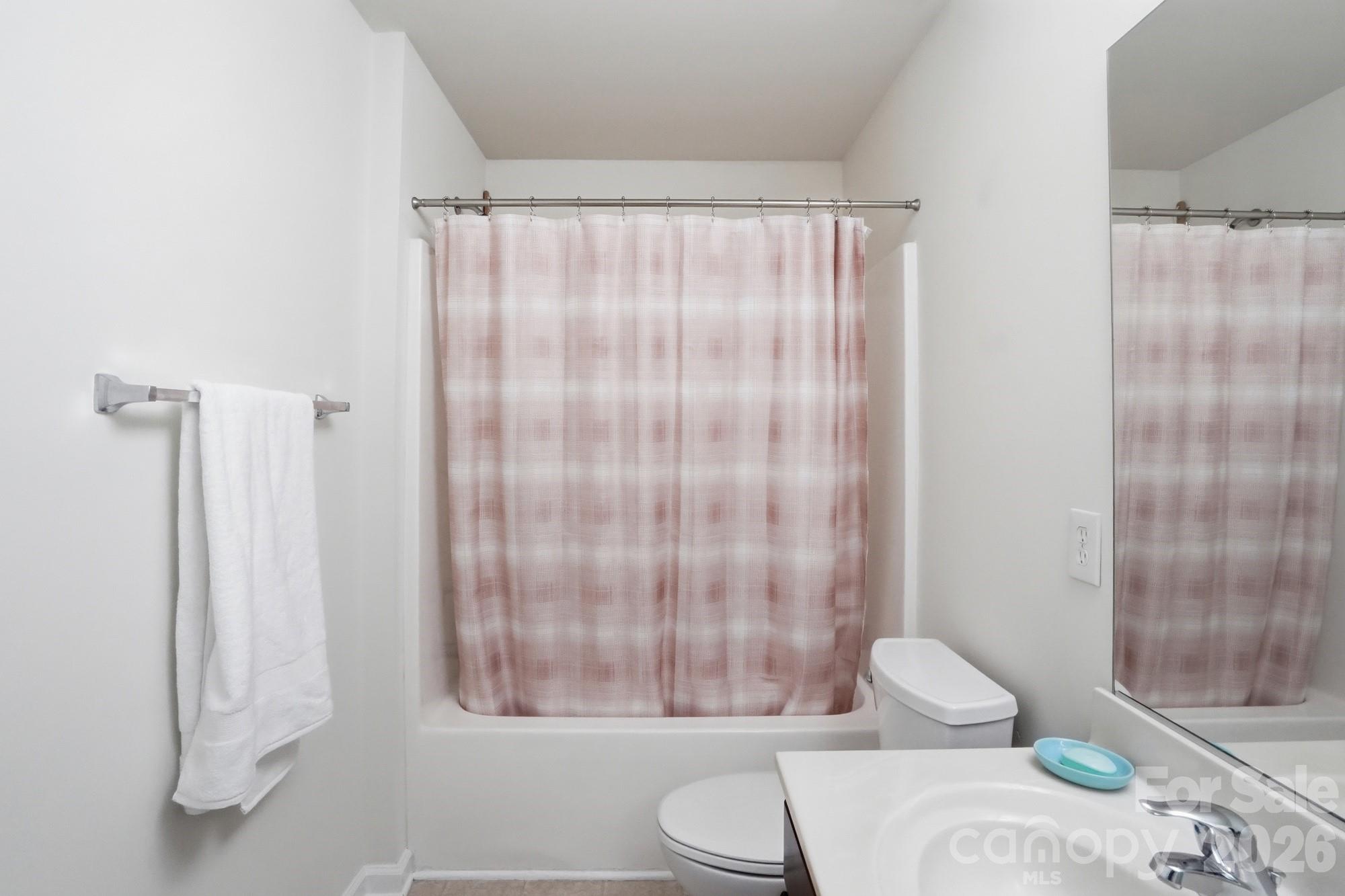 Sunset Point Townhomes - Residential